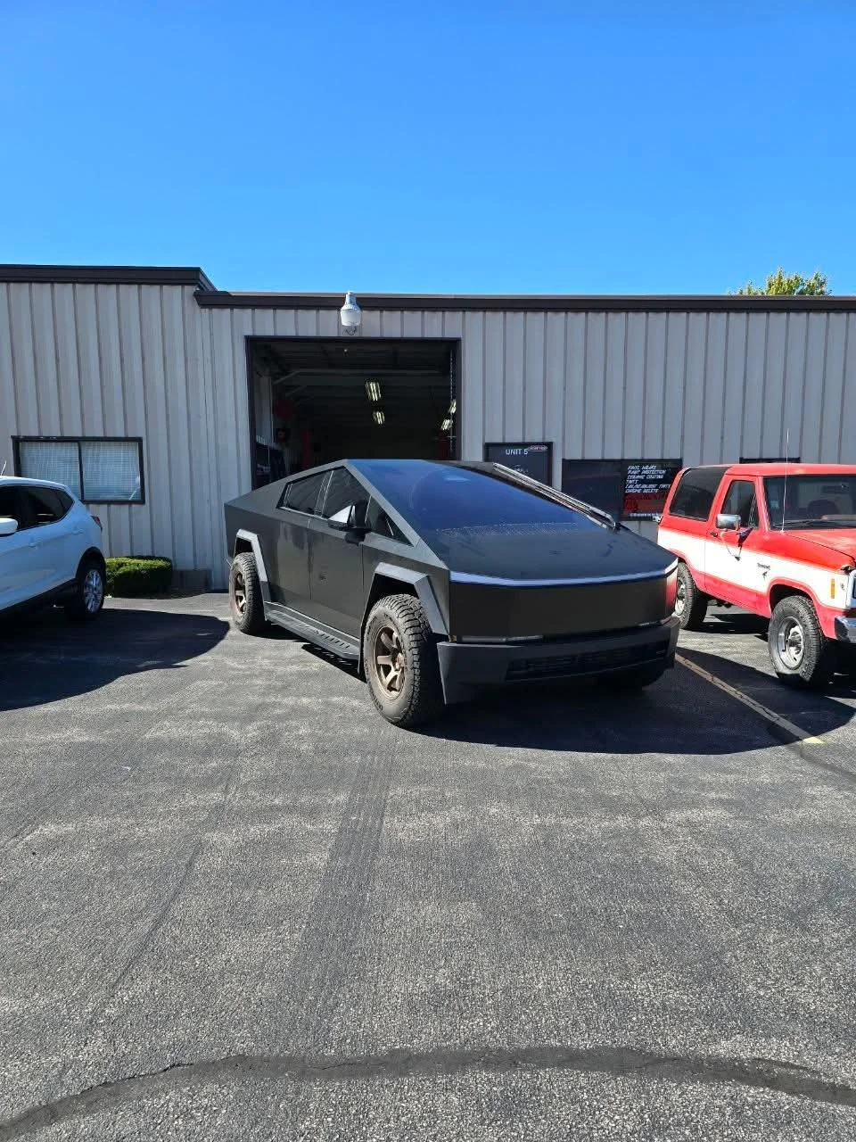 luxury car wrap specialists illinois shop