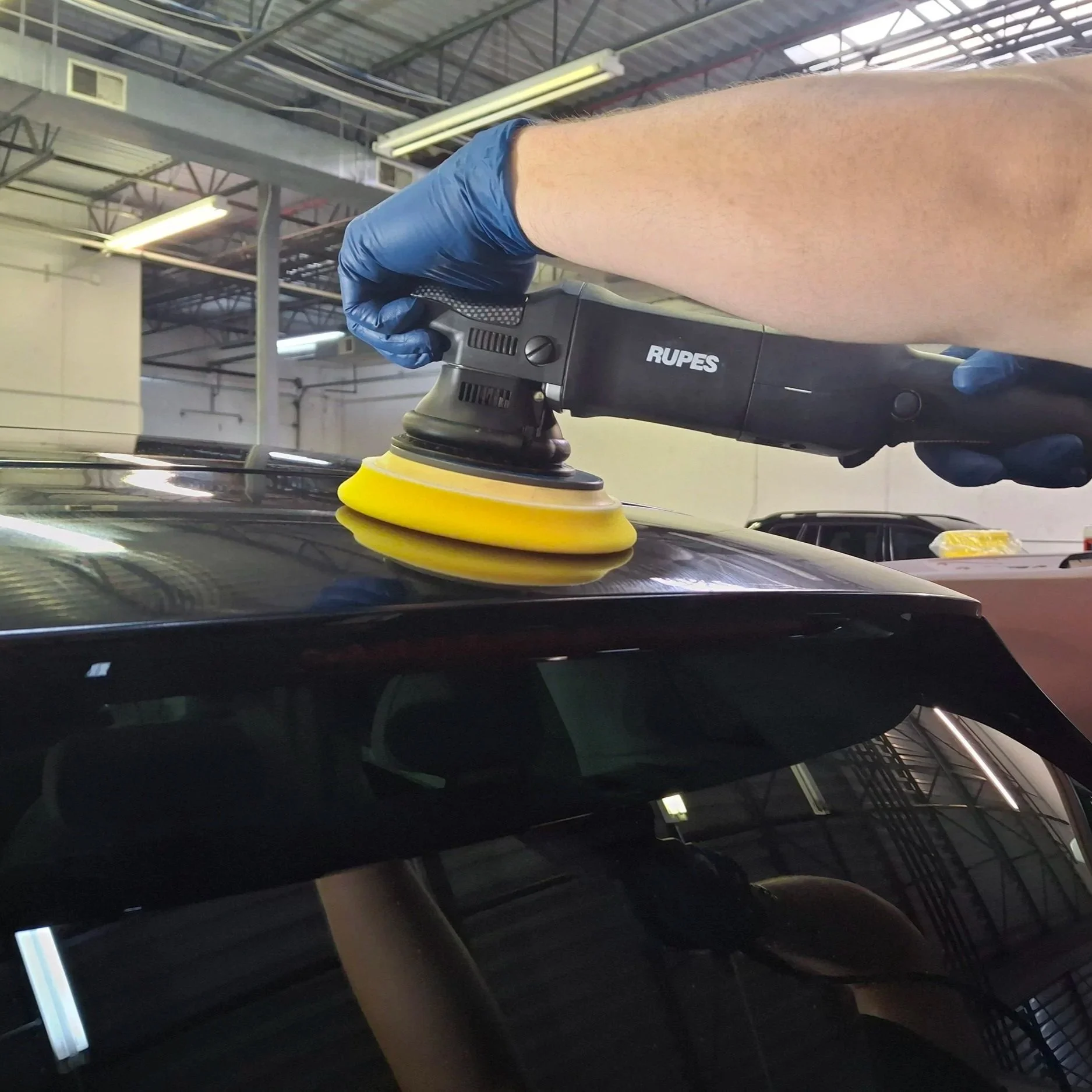 car polish service