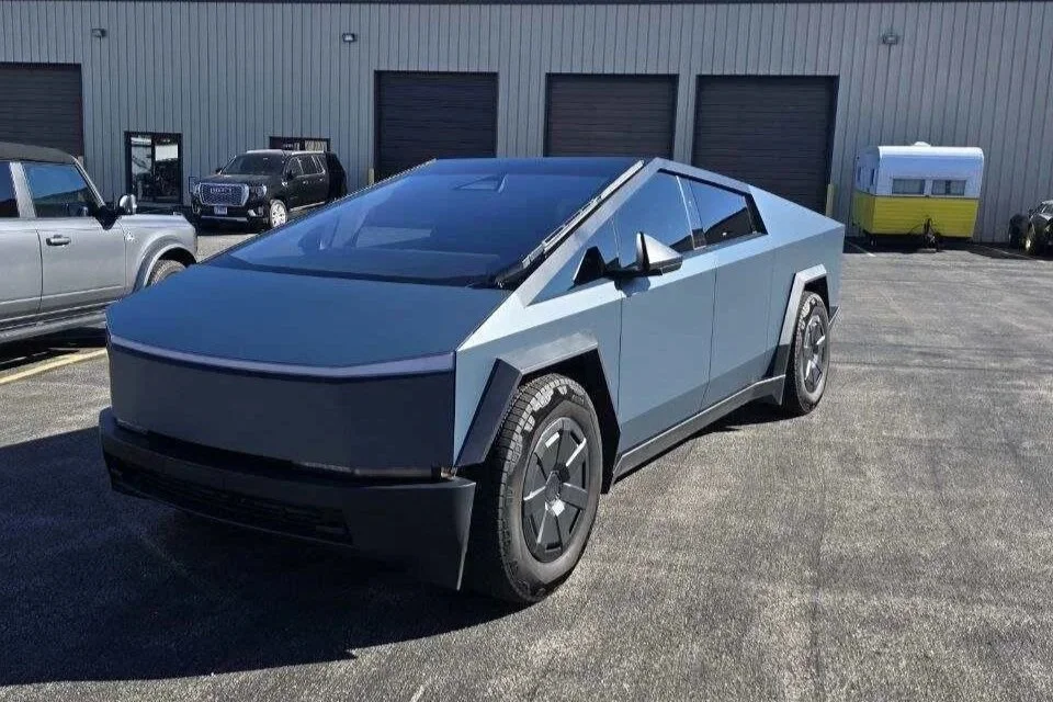 tesla cybertruck vinyl wrap