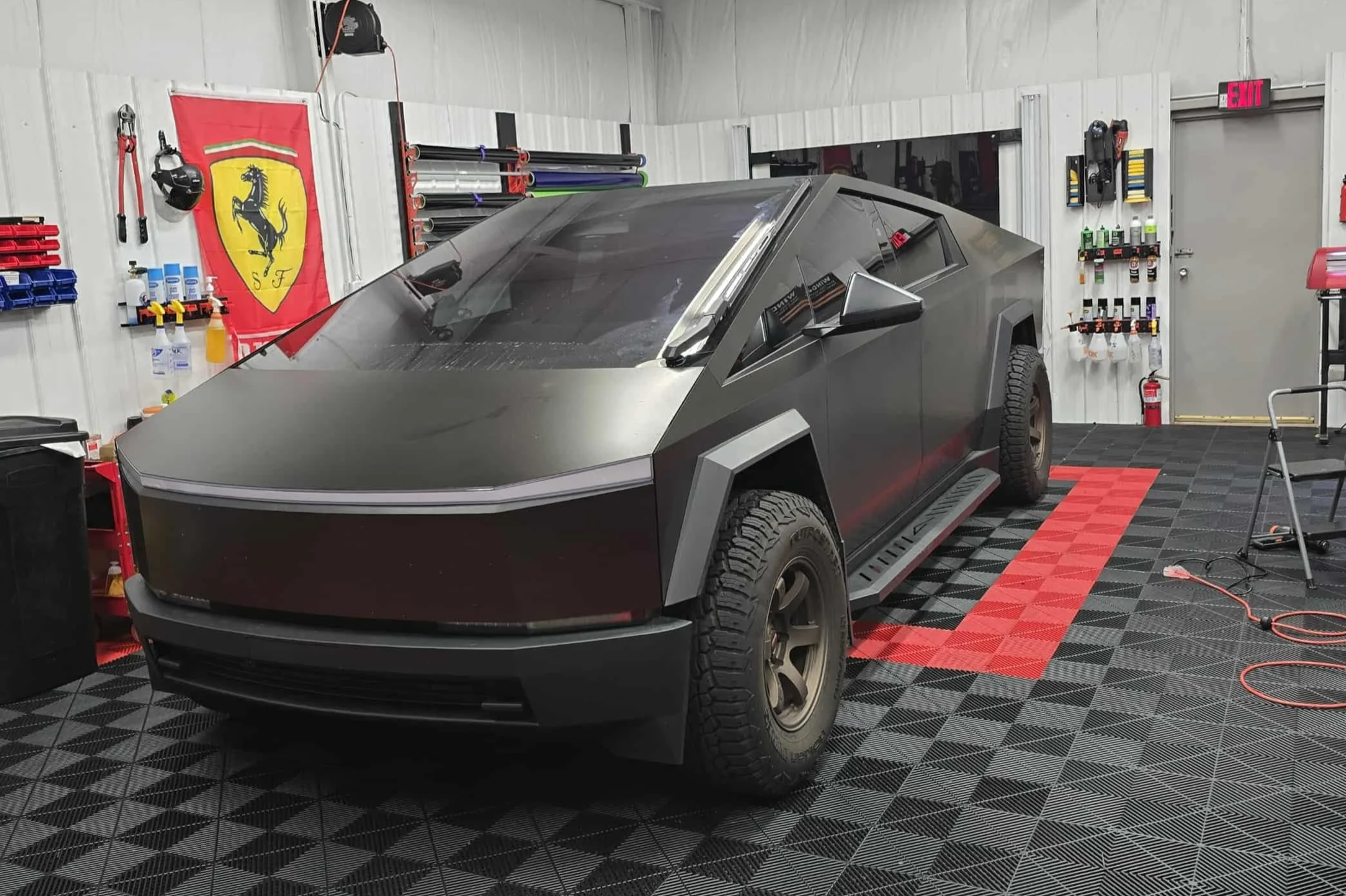 cybertruck vinyl wrap