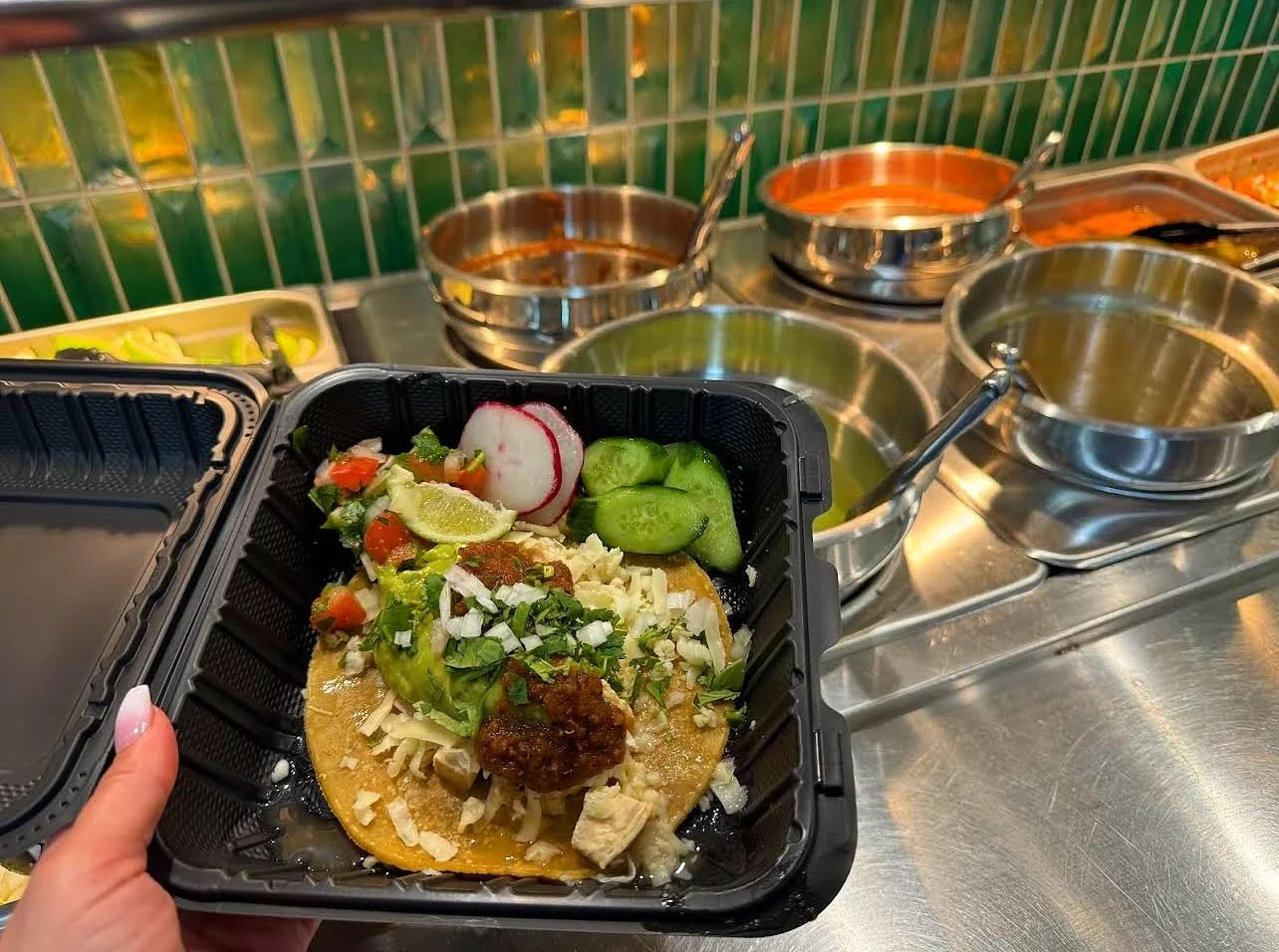 Our Salsa Bar is Full Loaded 😍😍
Choose from; 
Avocado Salsa 
Tatemada Salsa 
Molcajete Salsa
Freshly Chopped Onions
Freshly Chopped Cilantro
Fresh Cut Lime 
Spicy Pickled Carrots &amp; Jalape&ntilde;os 

Load up your Tacos, Burritos, Loaded Fries, 