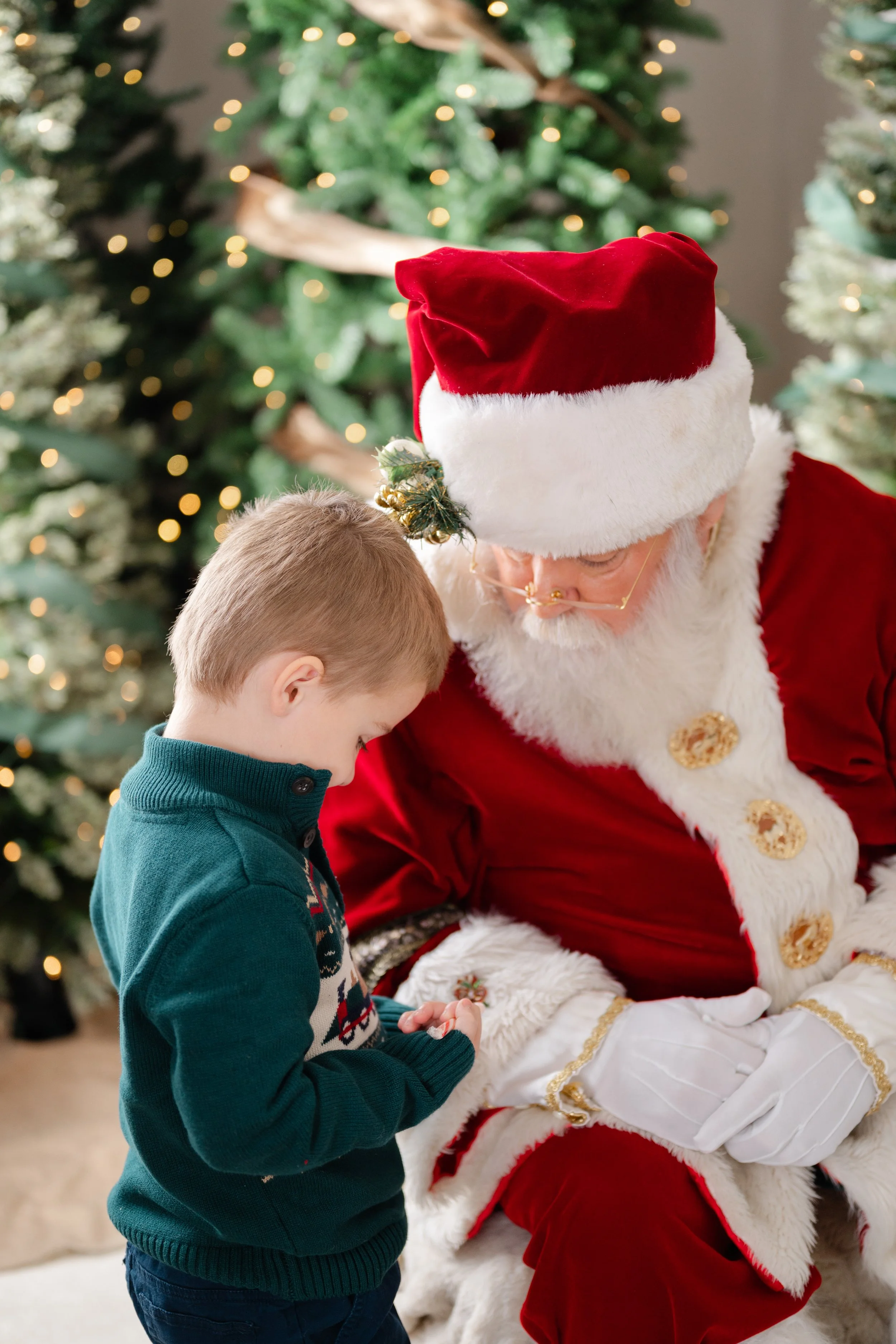 Whitaker-Santa-2025 (33 of 40).jpg