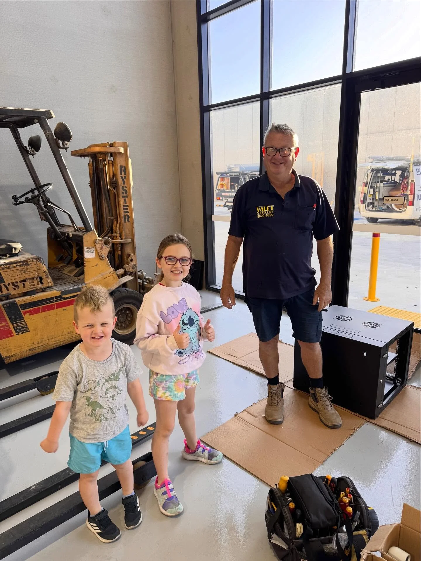 When you don&rsquo;t have a media team&hellip; so you hand the camera to the kids 😅📸
Let&rsquo;s just say there&rsquo;s creative angles, half a thumb in the frame, and maybe one blurry Peter somewhere in there 😂
Rate our new &ldquo;junior photogra
