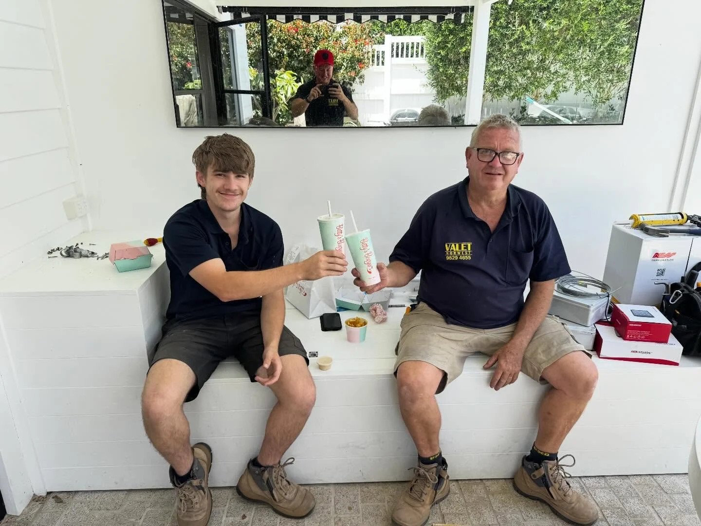 Father &amp; son combo on the tools &mdash; Paul &amp; Kaylan.
Fuel stop at Betty&rsquo;s Burgers before ripping in again.
Boys are making the full charge right through to Christmas&hellip; no slowing down now. 🔧💪🍔
Valet Norwest getting it done, o