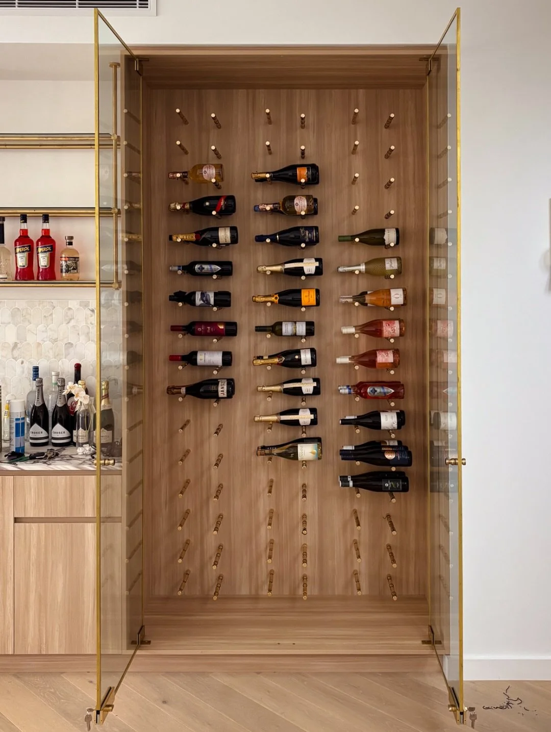 Dinner parties just got more impressive.

Glass doors, perfect lighting, your collection on full display. This is how wine storage should look.

✨ Wine Cellar | Glass @stellarglassco

Let&rsquo;s create your dream wine cellar.

#winecellar #entertain