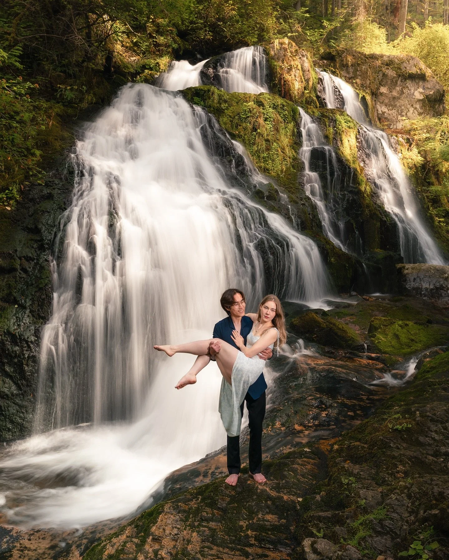 Together, they turn falling water into a love story 🤍🌊

Couple: @tmrida_ &amp; @_j.h96 
Photographer: @patriciaphotocom 

Vancouver photography - Wedding photography Vancouver - Engagement British Columbia - patriciaphoto.com - Steelhead Waterfall 