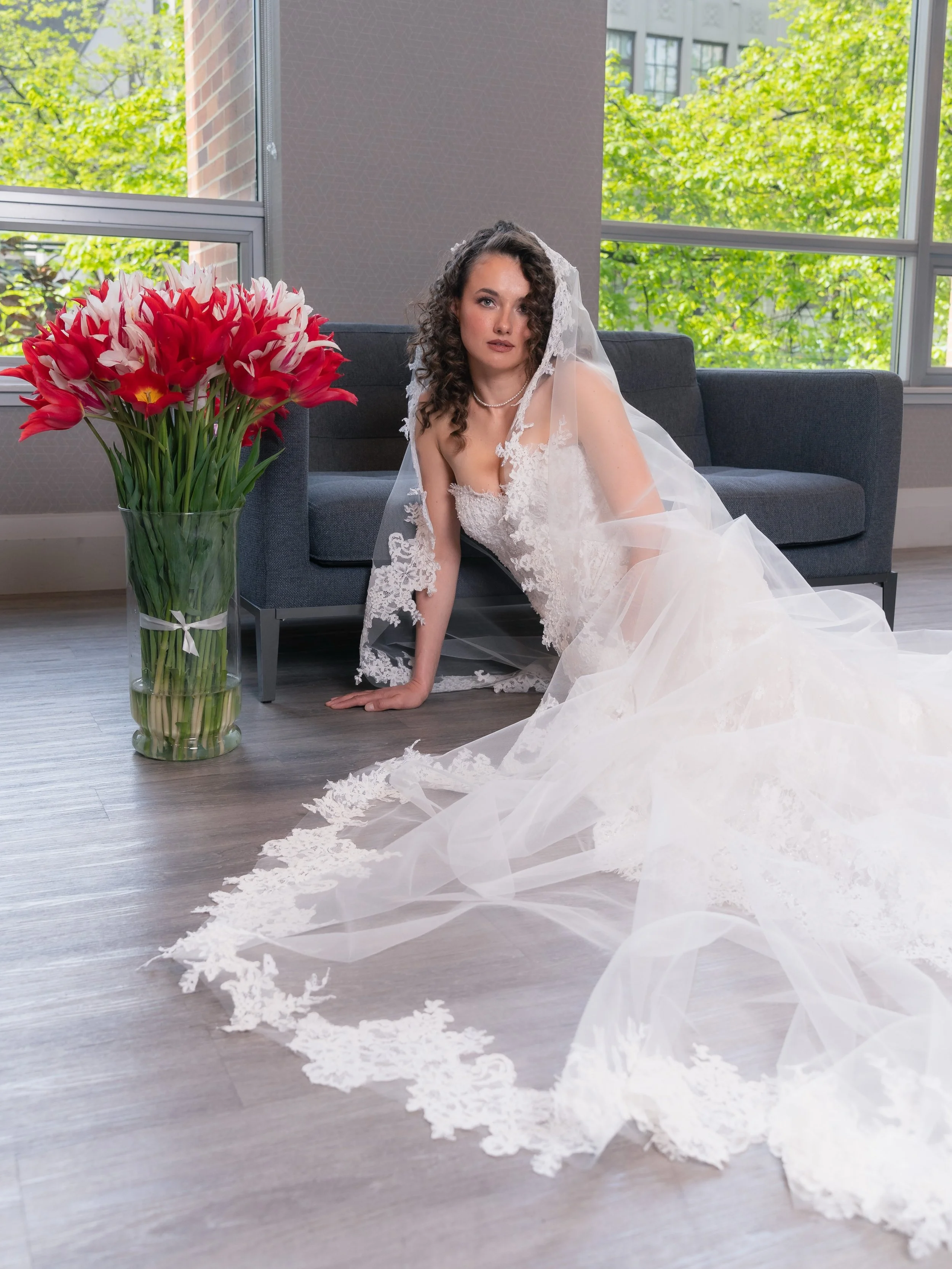 ❤️A little lace, a little red, and all the romantic vibes 🌷🤍

Model: @sheina.olya 
Makeup artist &amp; hairstylist: @sarahbeauty_21 
Dress &amp; veil: @novellebridalvancouver @novellebridal @callablanchedress @lapremierebridalofficial 
Photographer