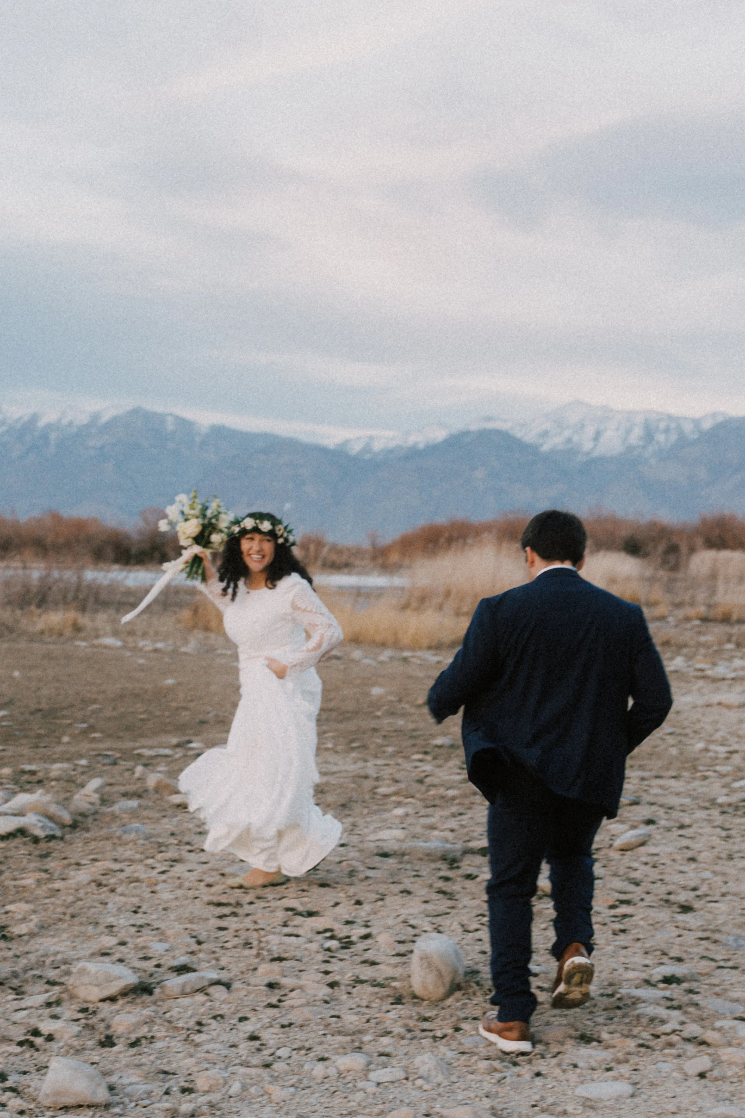 lakeside bridals with Angela + Henry
