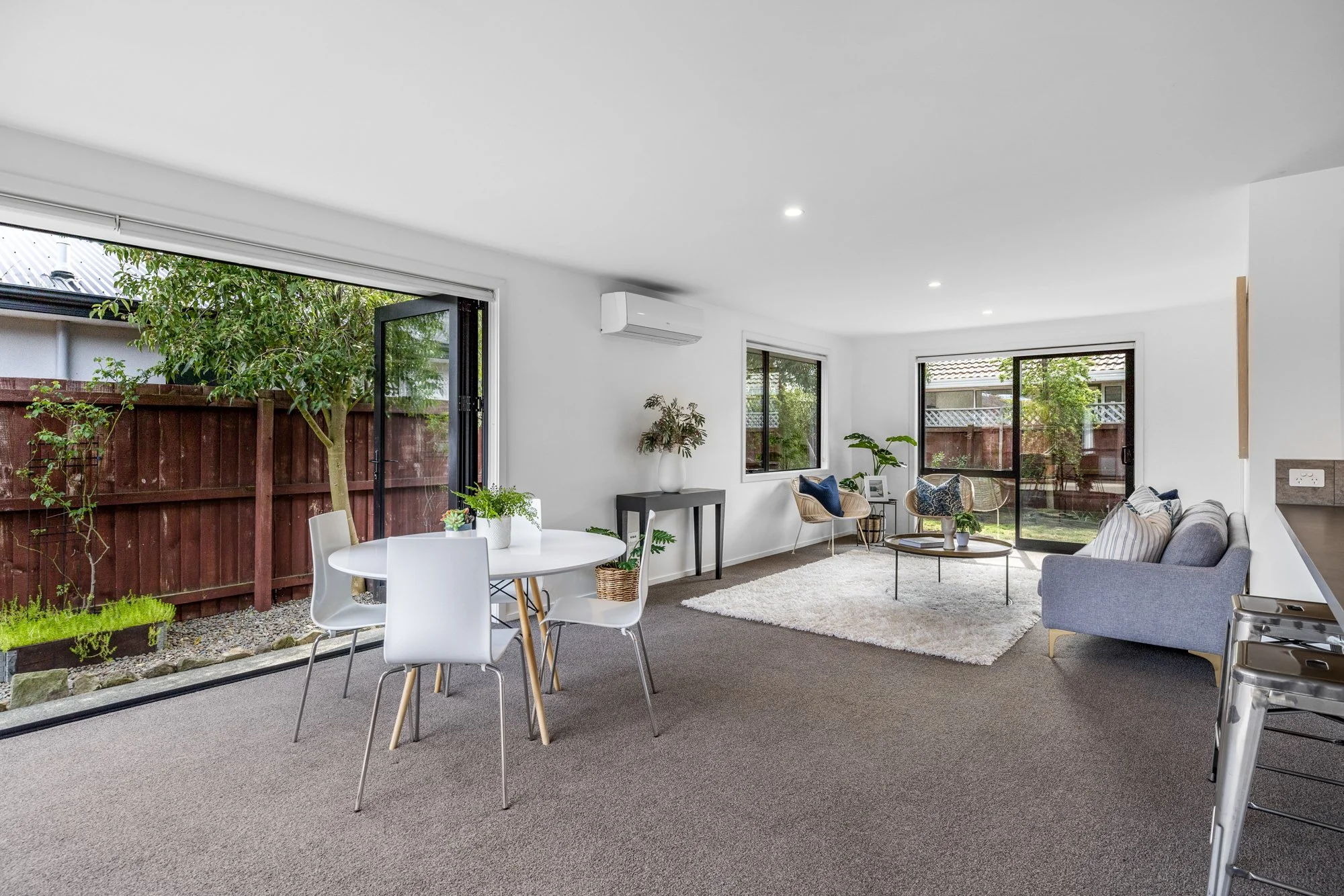 Shane Langman Hackthorne - 75B Vivian Street Burwood-09.jpg