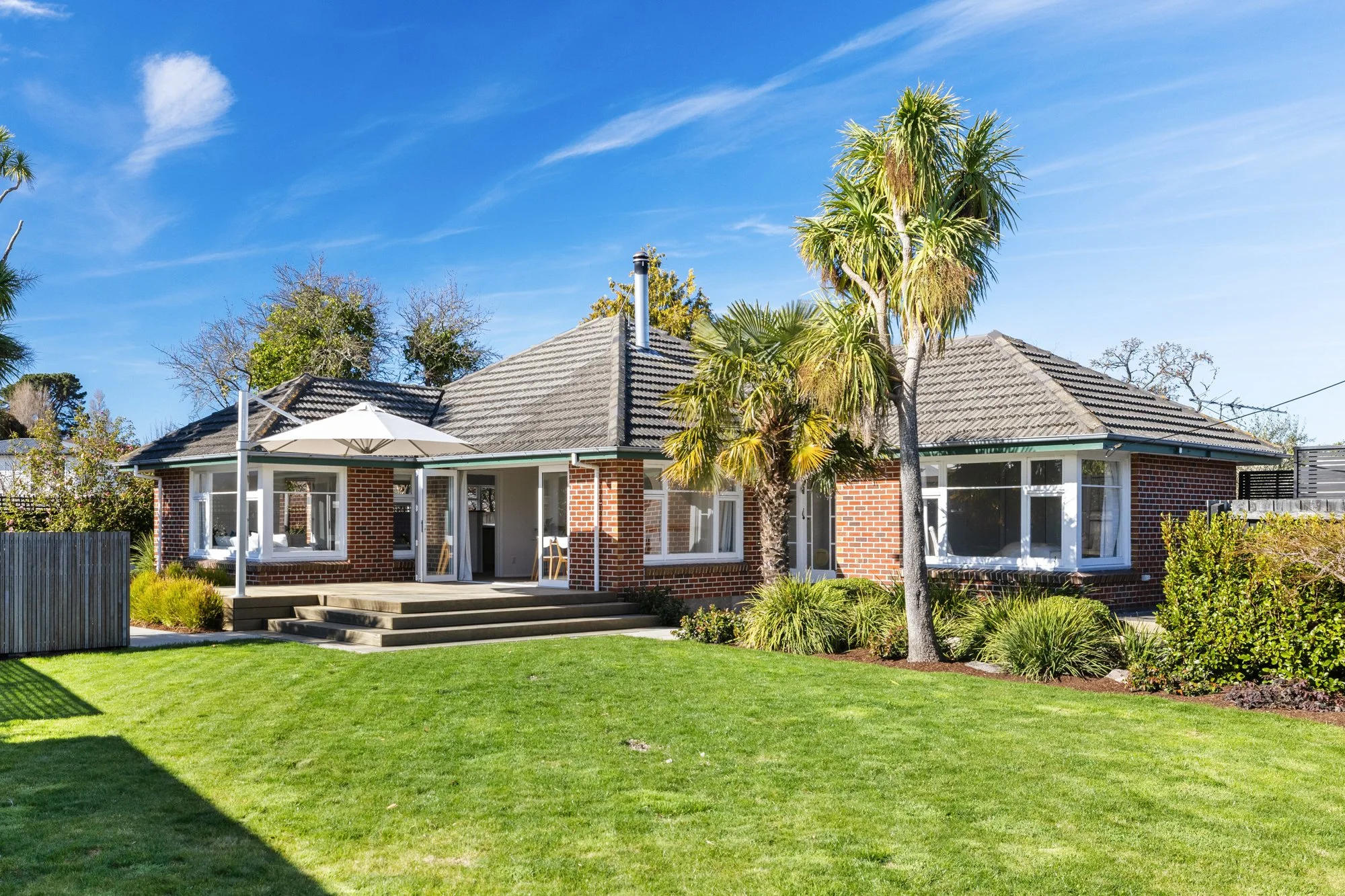 27 Barclay Place Burwood - Shane Langman Hackthorne-2.jpg
