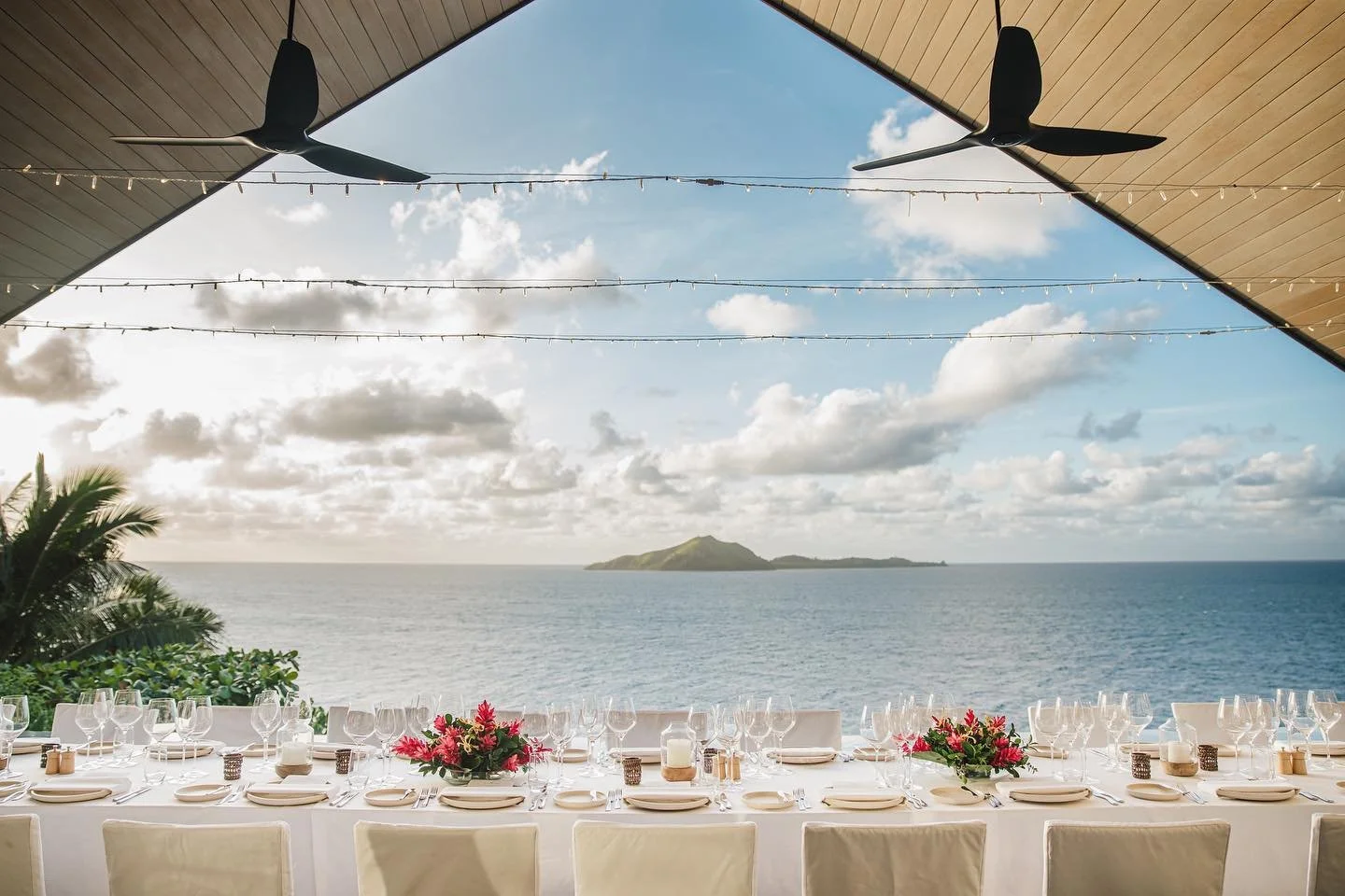 Sunset hour in the Dravuni Residence for our Awards evening