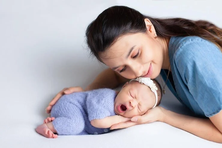 How a Newborn Nanny Helps Establish Healthy Sleep Habits for Your Baby