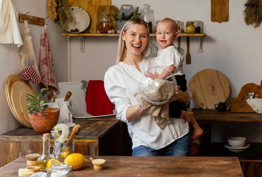 What Makes Professional Nannies Better Equipped for Early Brain Development?