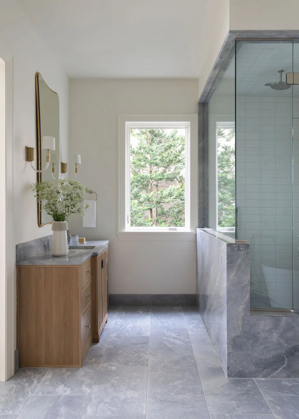 lake-oswego-lakeview-home-primary-bathroom-marble-floors.jpg