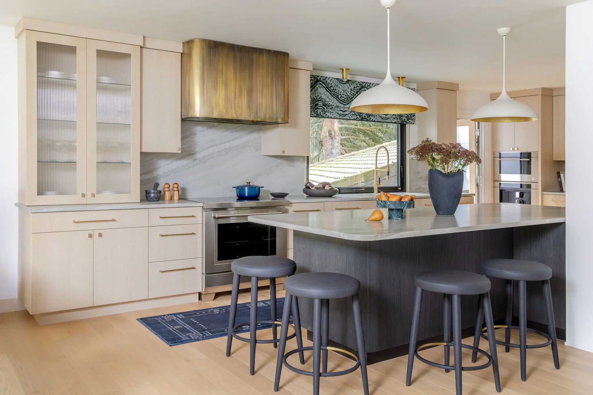 Mountain Park Remodel | Lake Oswego Interior Design by Charla Ray ...