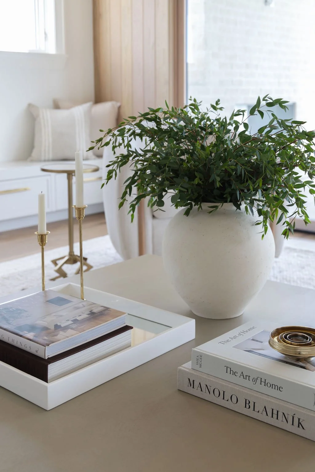 lake-oswego-lakefront-home-living-room-styling.jpg