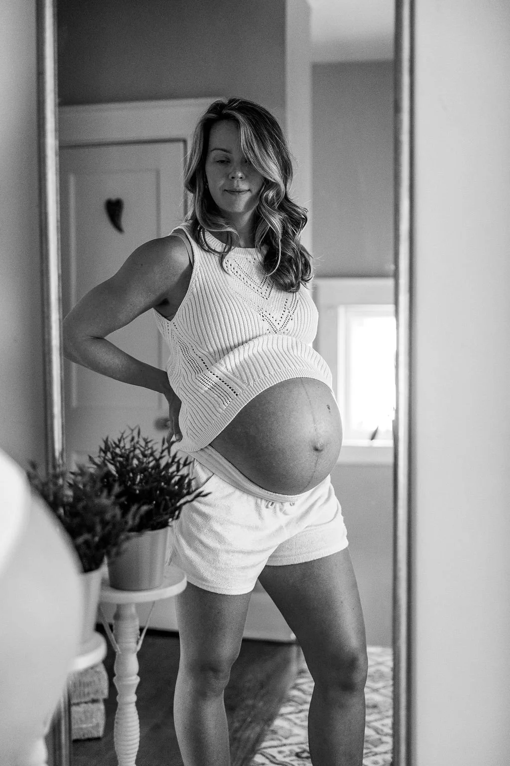 jessica-leigh-photography-home-maternity-lifestyle-8.jpg