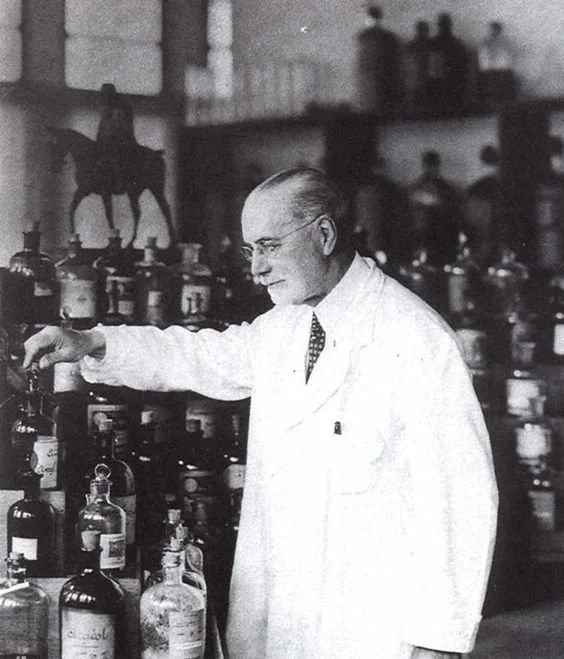 Guerlain making perfume.jpg