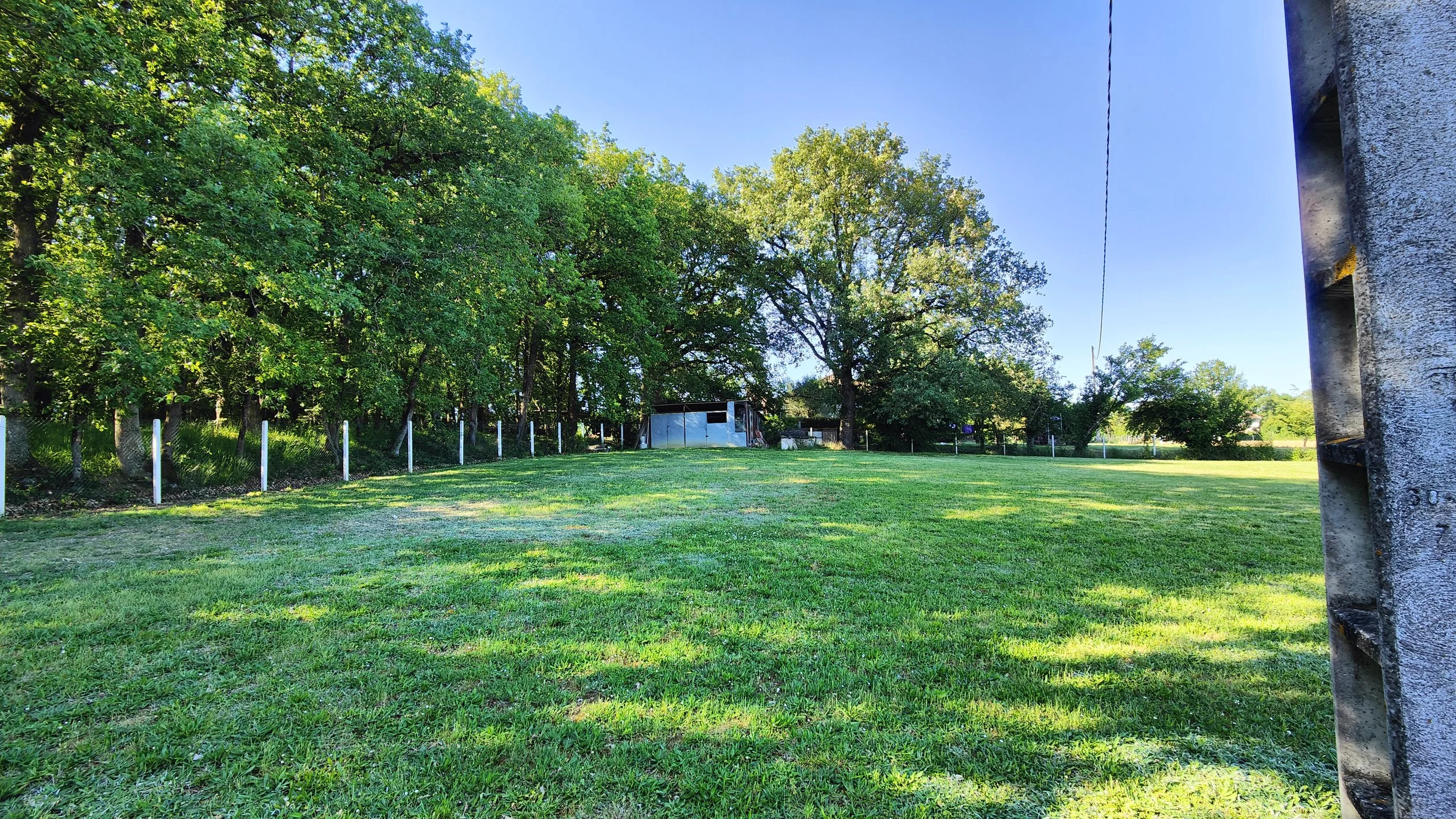 Terrain pujaudran  2 200 m2