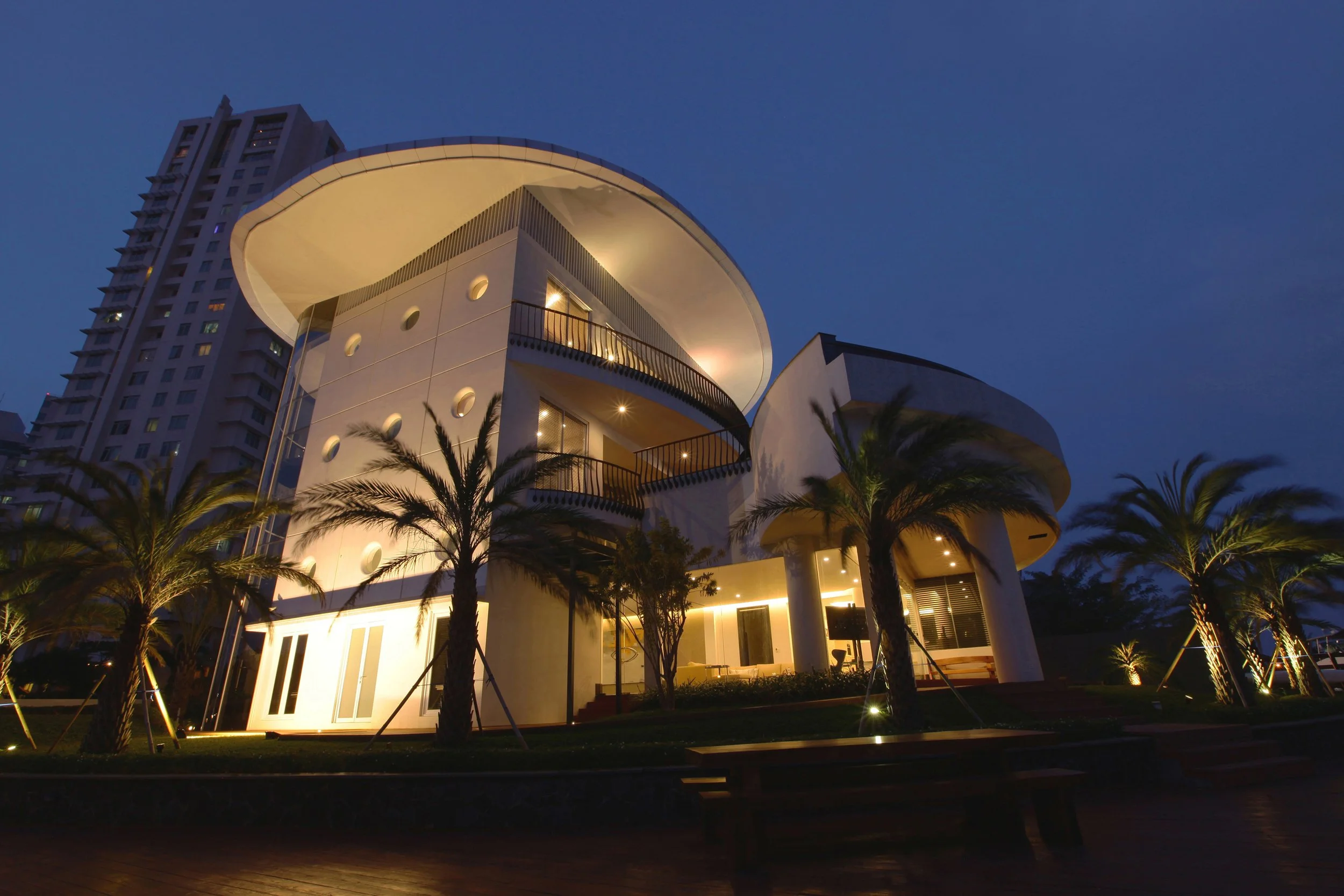 pantaimutiara 001.jpg