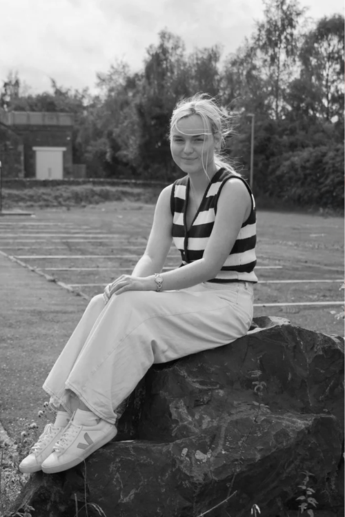 Anna - Black and White