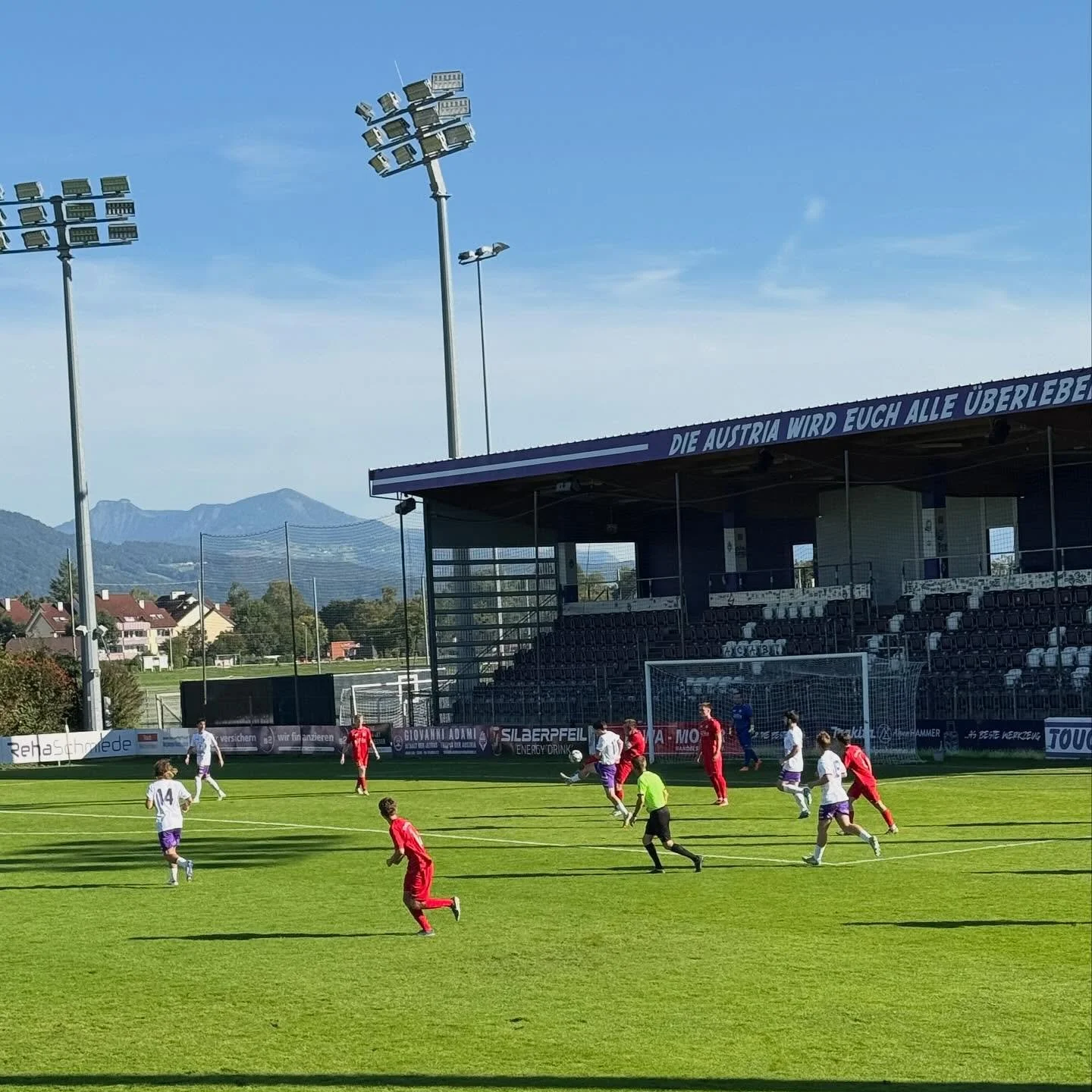 Leider nichts zu holen in Maxglan. Die SG verliert gegen eine  aus dem Profikader verst&auml;rkte &bdquo;1b&ldquo; mit 2:1. Auch unsere &bdquo;Resi&ldquo; unterliegt Adnet mit 3:2. Abhaken ✔️, weiter gehts ➡️ Samstag Heimspiel 🥳.