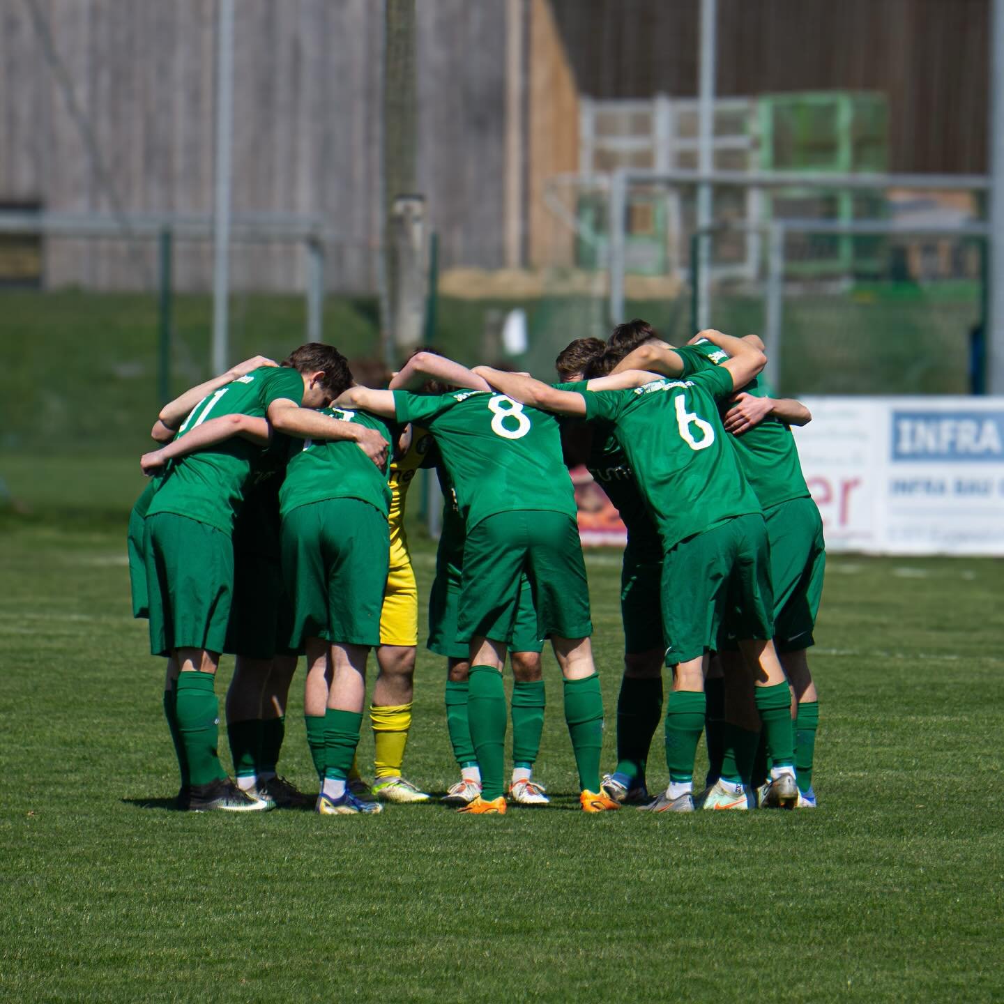 Bitterer Ausw&auml;rtstag f&uuml;r unsere SG 😕 &mdash; wir m&uuml;ssen uns in Kuchl klar mit 7:0 geschlagen geben. Auch unsere Reserve zieht in Bad Vigaun knapp mit 4:3 den K&uuml;rzeren. Kopf hoch, Jungs.
