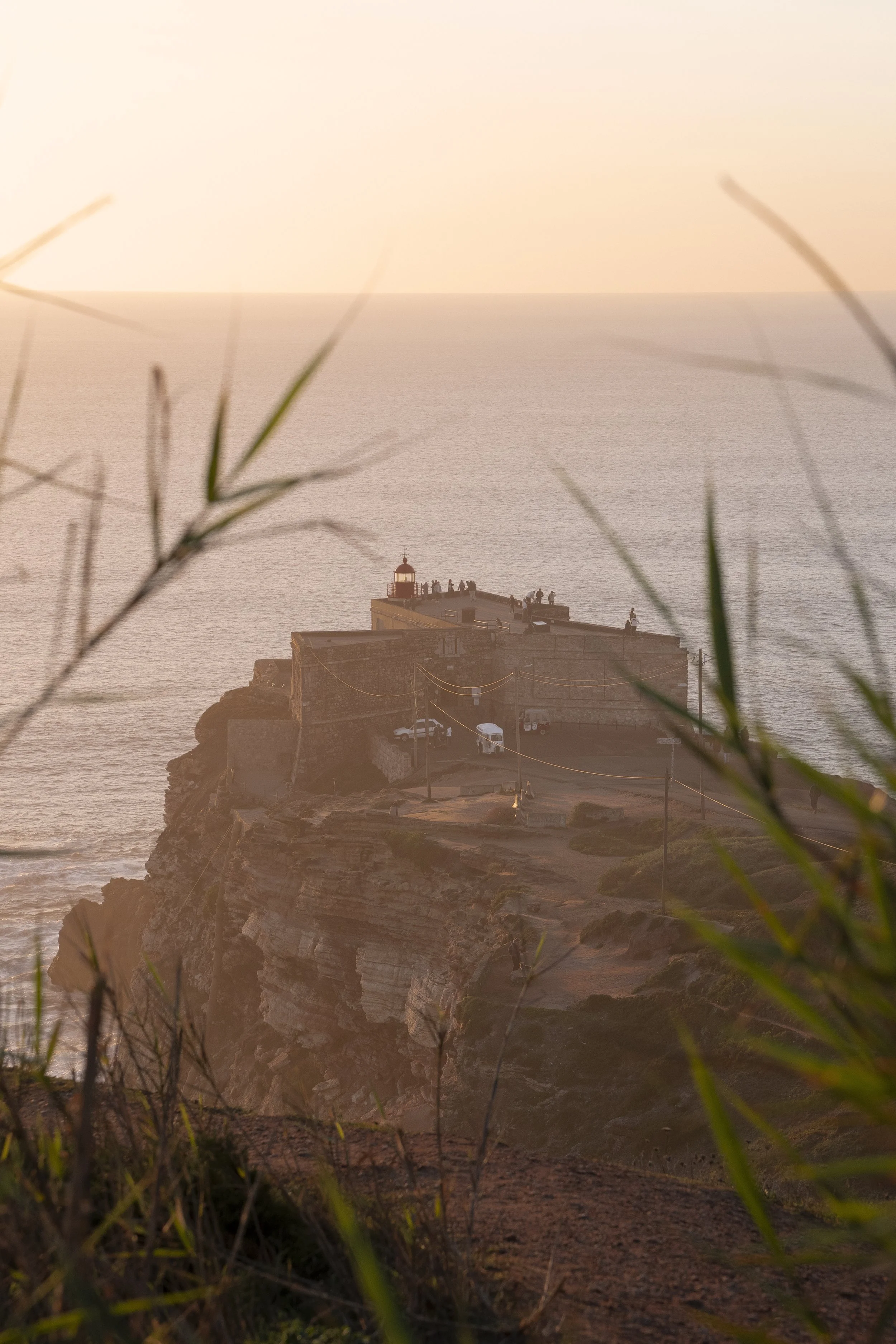 Professional photographer in Portugal, Nike Ossler captured a personal photography series in Nazaré, exploring coastal life through documentary and storytelling imagery.