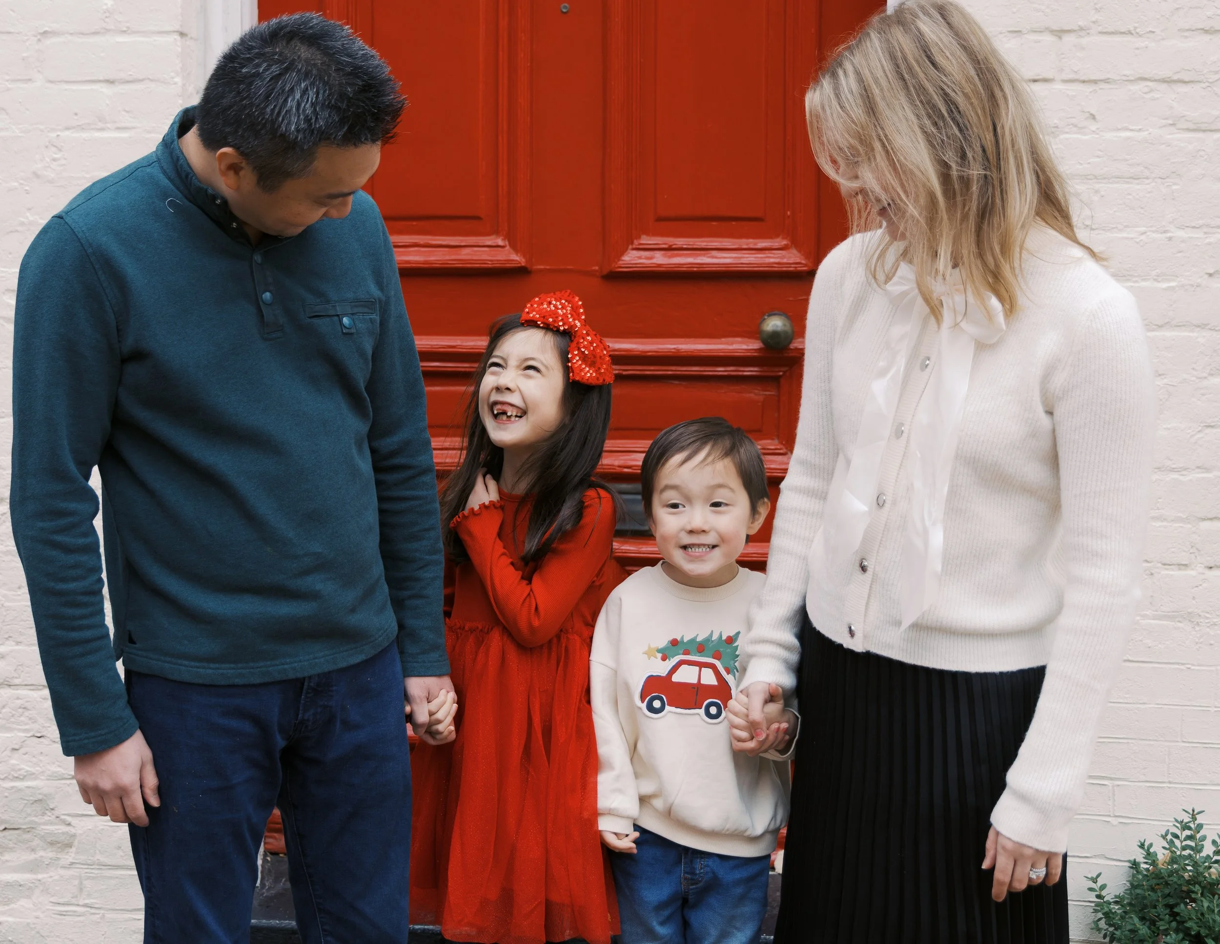 Herr Family_20251122_DFeehery_02983.jpg