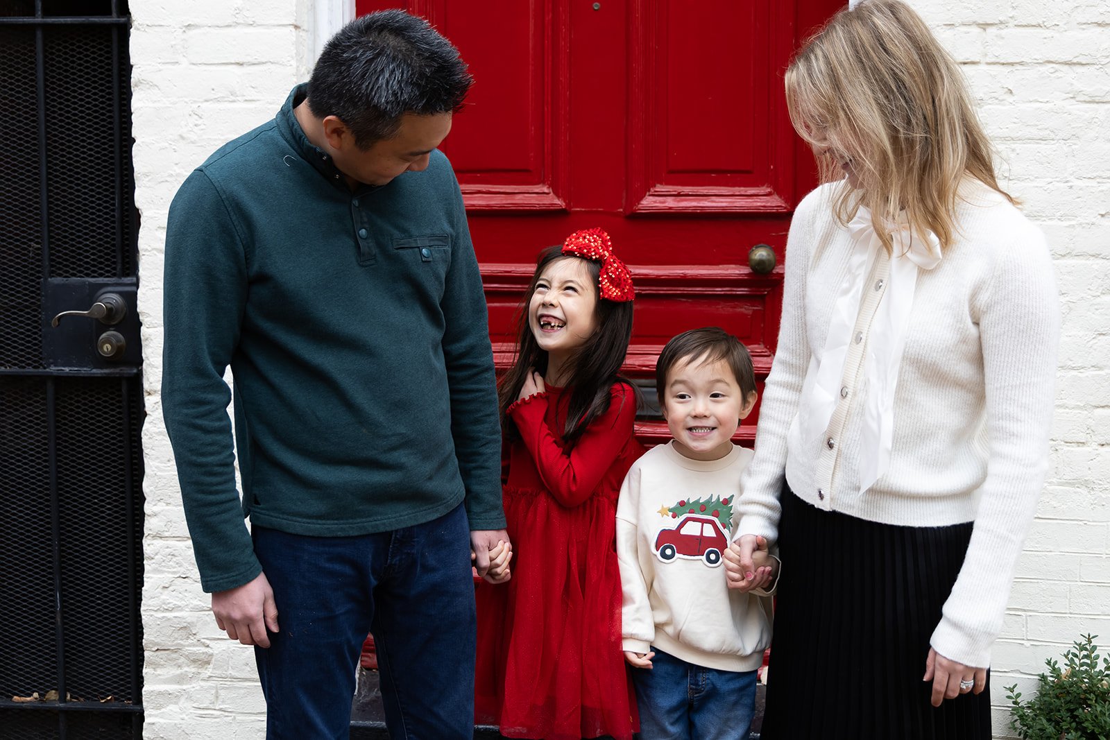 Herr Family_20251122_DFeehery_02983.jpg