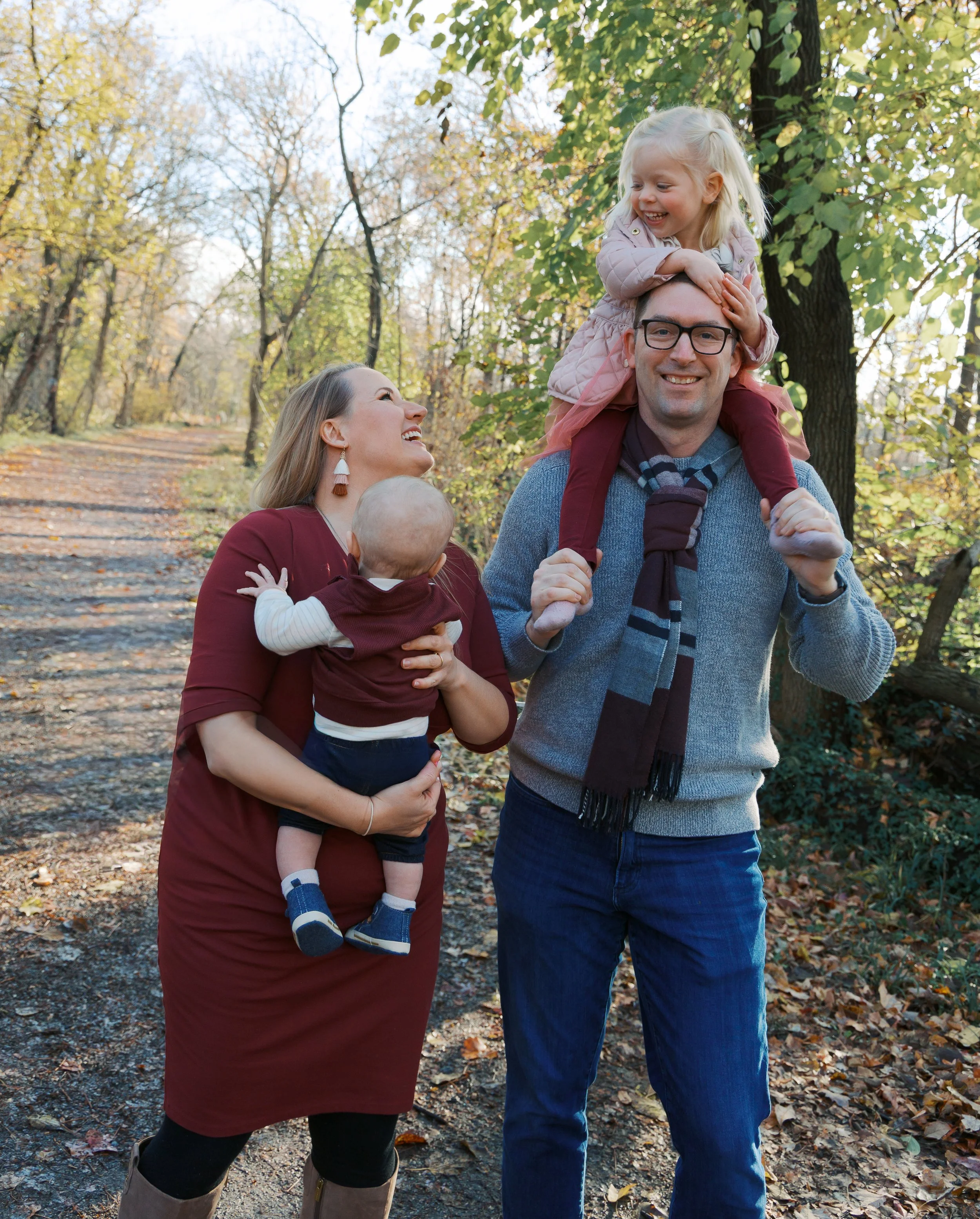 Schachtner Family_20251122_DFeehery_03473.jpg