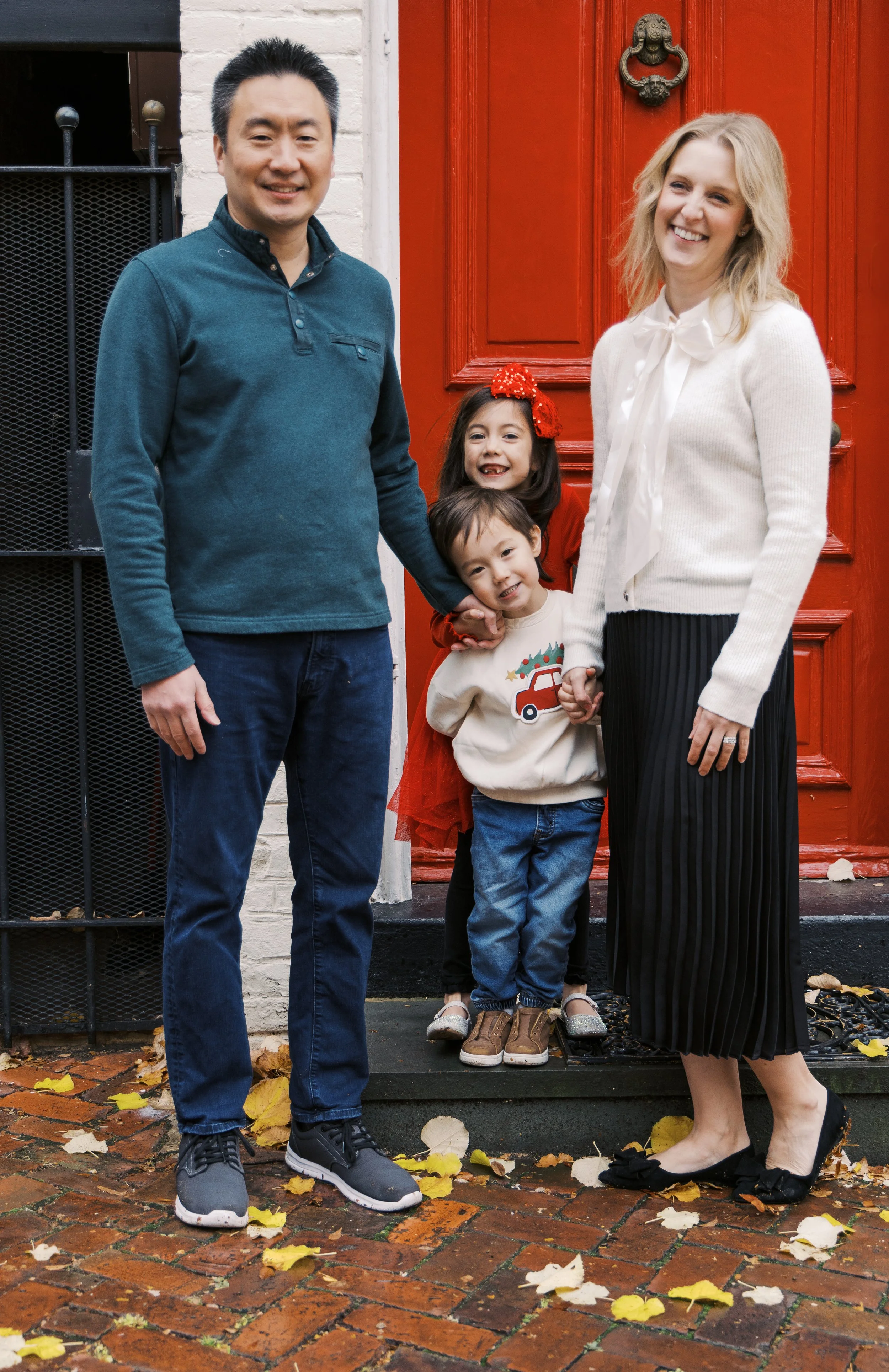 Herr Family_20251122_DFeehery_02972.jpg