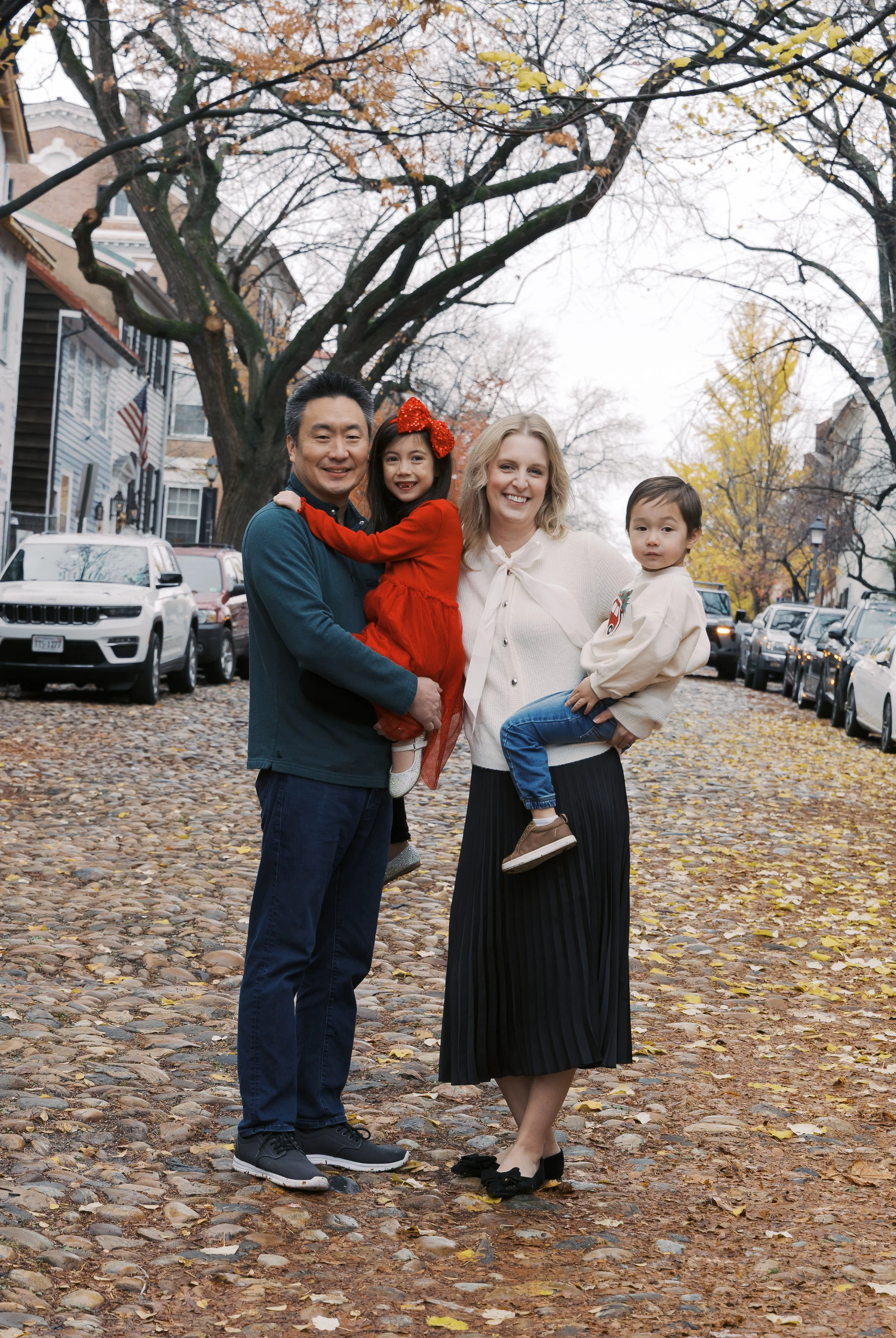 Herr Family_20251122_DFeehery_02935.jpg