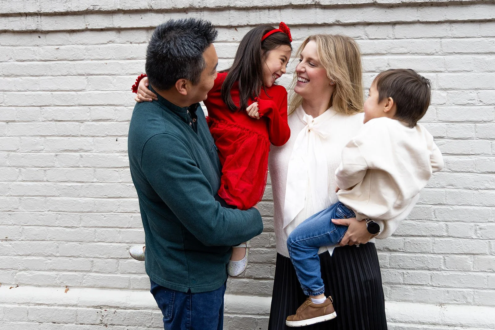 Herr Family_20251122_DFeehery_03132.jpg