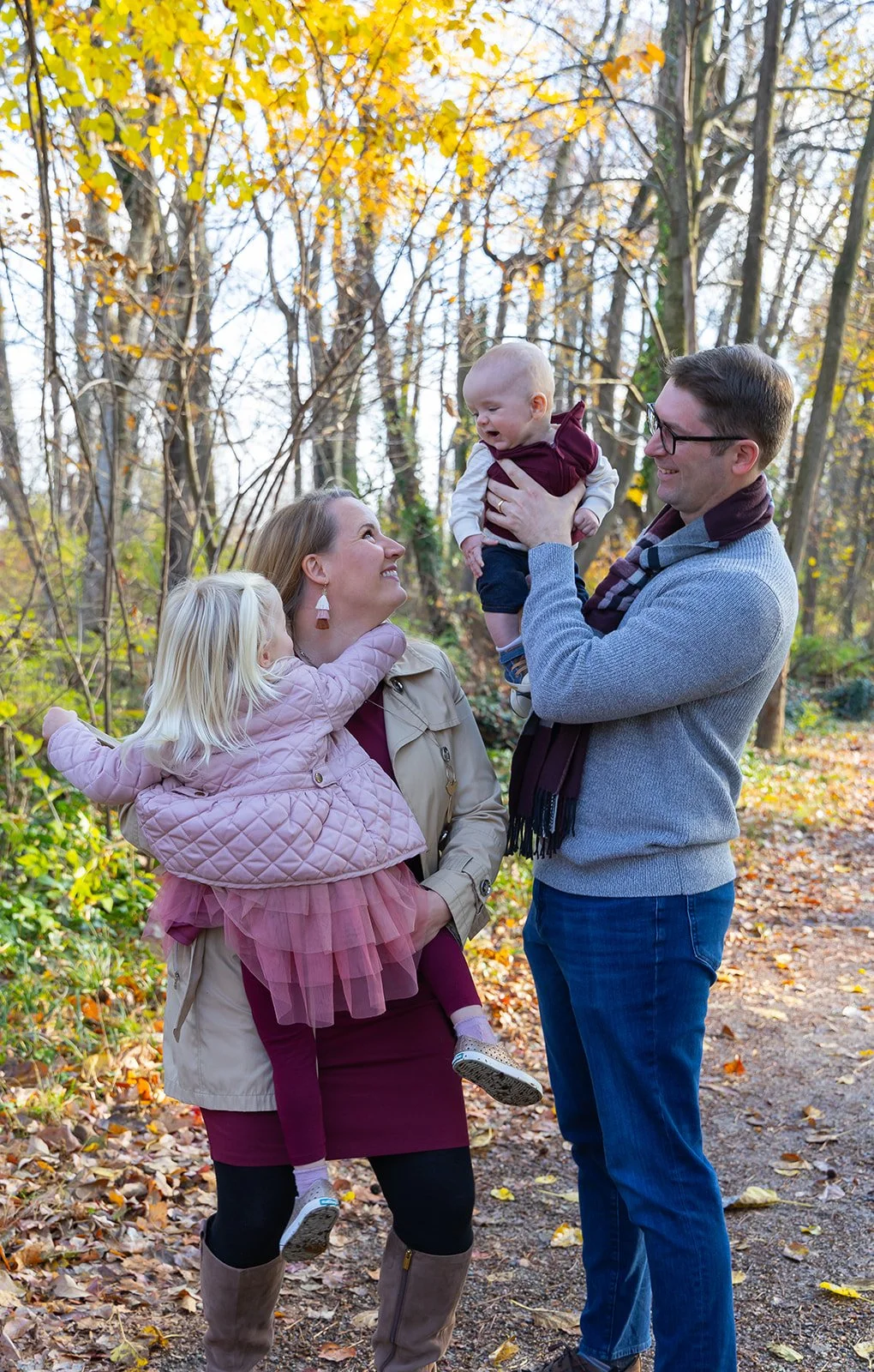 Schachtner Family_20251122_DFeehery_03286.jpg