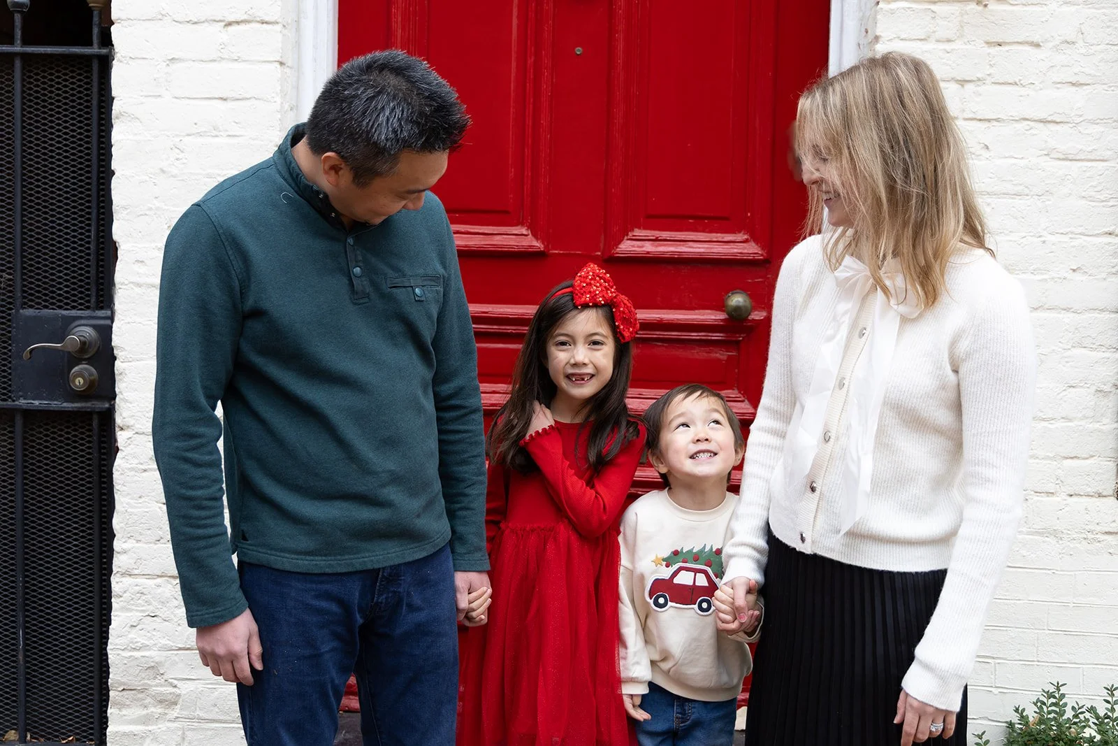 Herr Family_20251122_DFeehery_02979.jpg