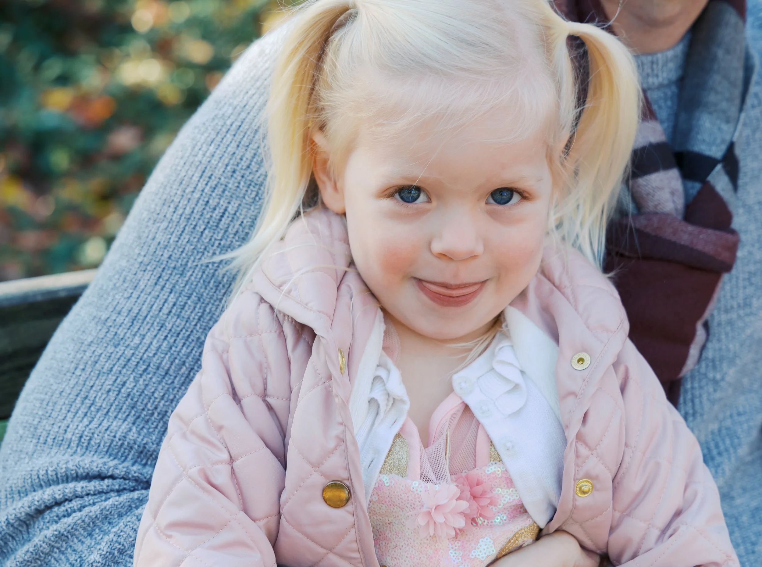 Schachtner Family_20251122_DFeehery_03408.jpg