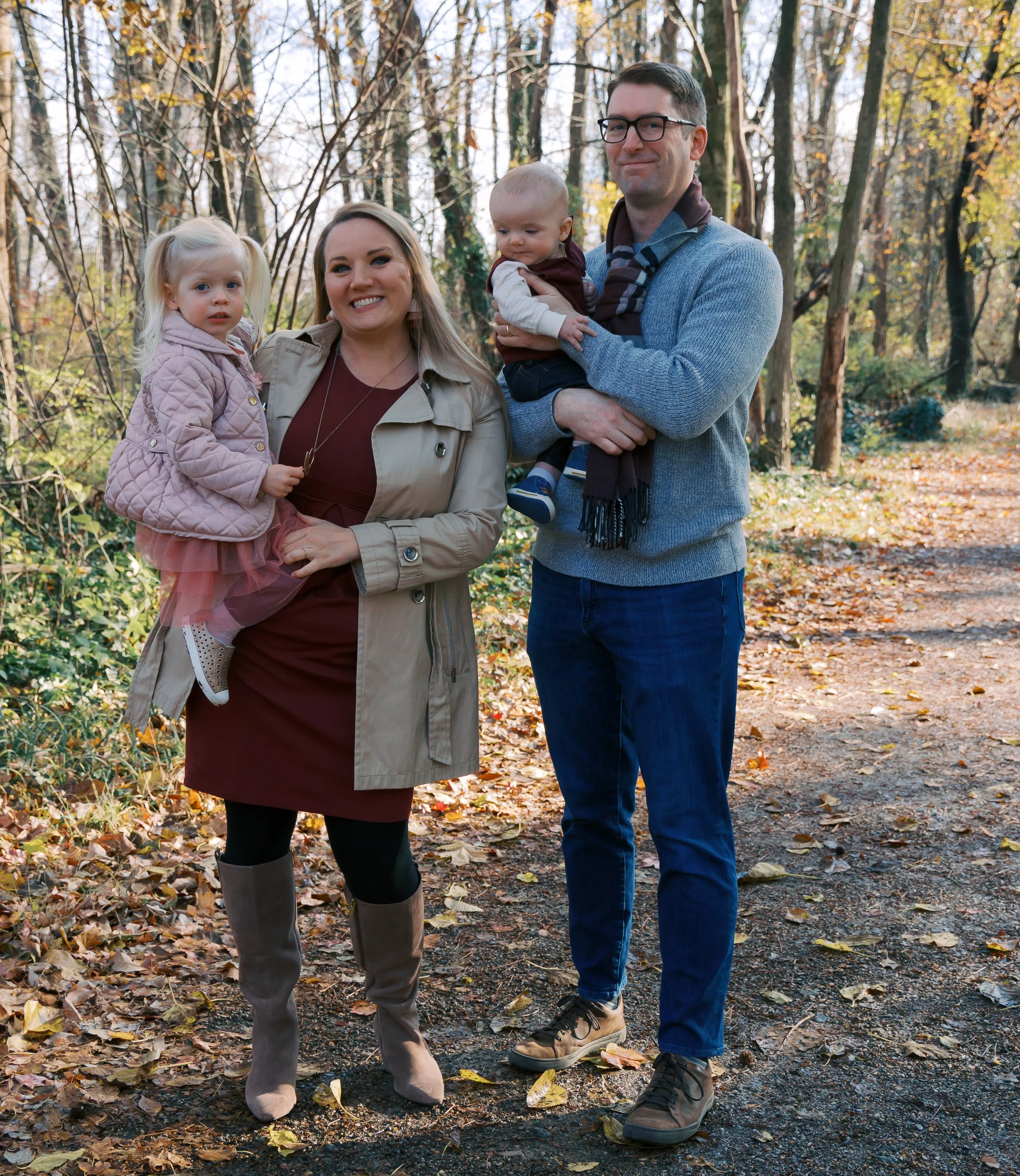 Schachtner Family_20251122_DFeehery_03263.jpg