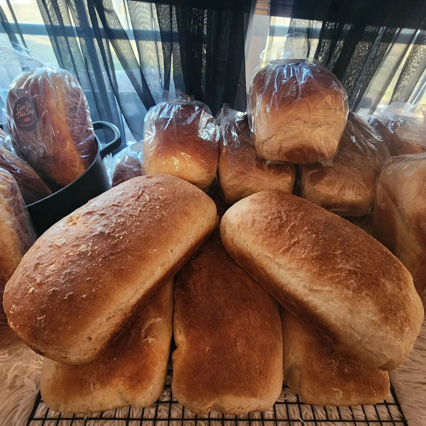 Apologies for the silence this weekend, neighbors. We were able to deliver fresh, homemade loaves straight from our kitchen to the hands of our neighbors this weekend. 🍞💛 What a blessing to see bread become more than food — a reminder of God&