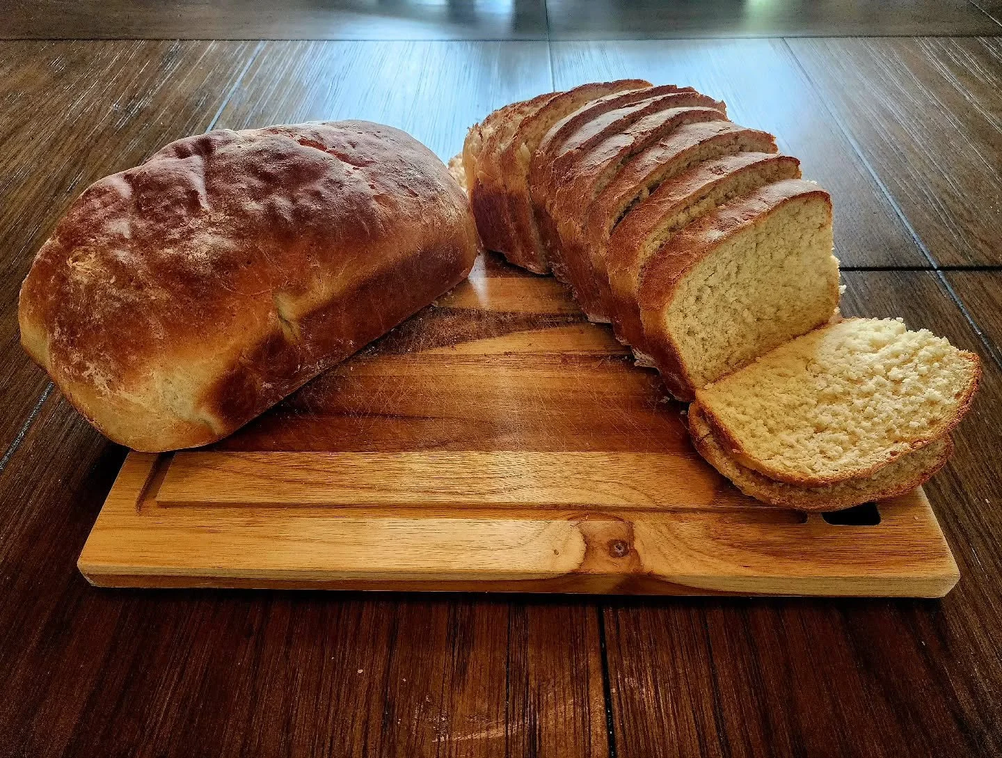 "Taste and see that the Lord is good." Psalm 34:8.
Back-to-school tip:
Equip your kids with the full armor of God… and a really solid sandwich. 🥪
This loaf isn’t just bread — it’s lunchtime defense against soggy