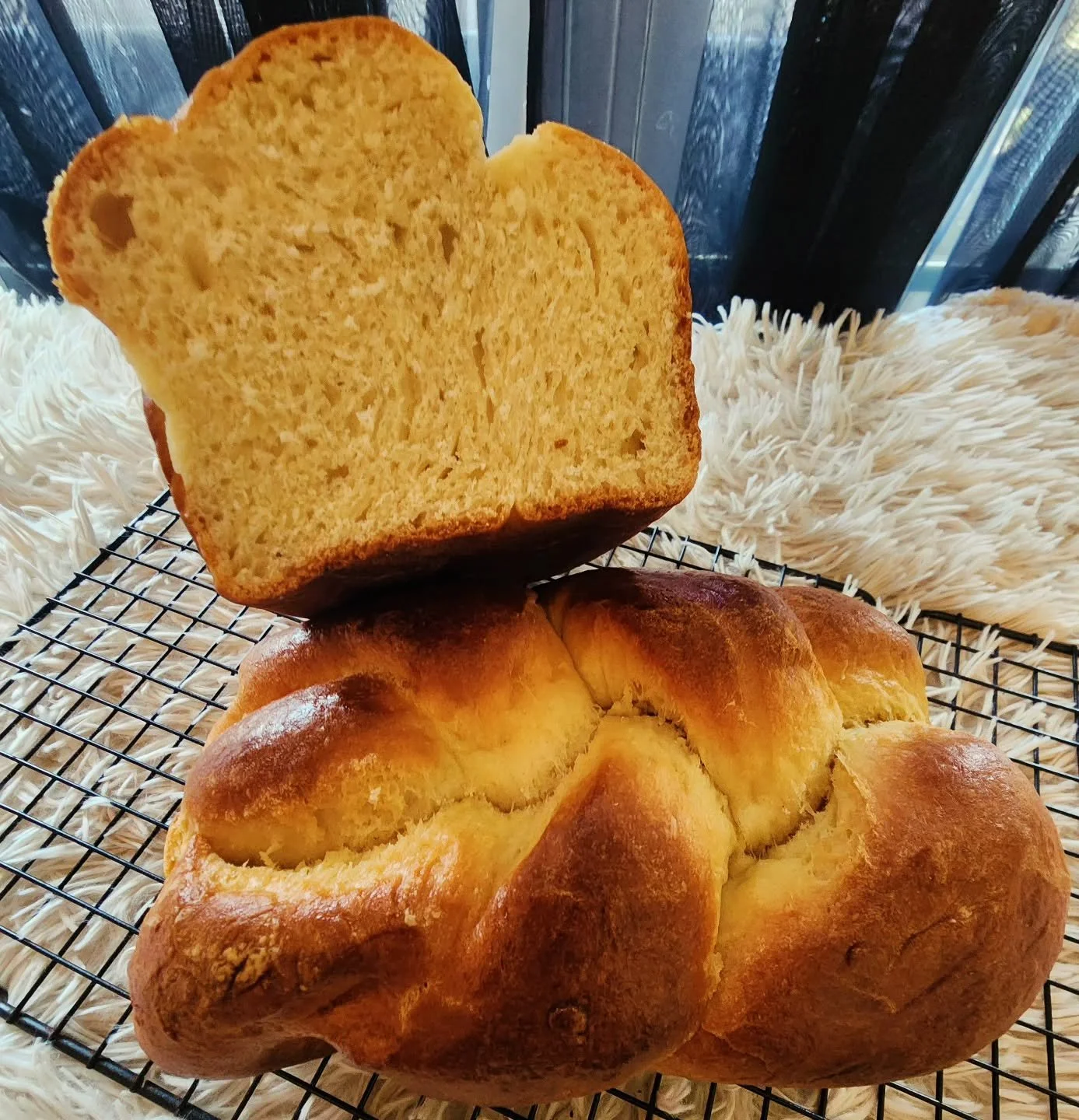 ✨ “Braided in strength, risen in grace.
Our Threads of Grace brioche is inspired by Ecclesiastes 4:12:
‘A cord of three strands is not quickly broken.’
Soft, golden, and full of meaning — it’s bread for both the body and