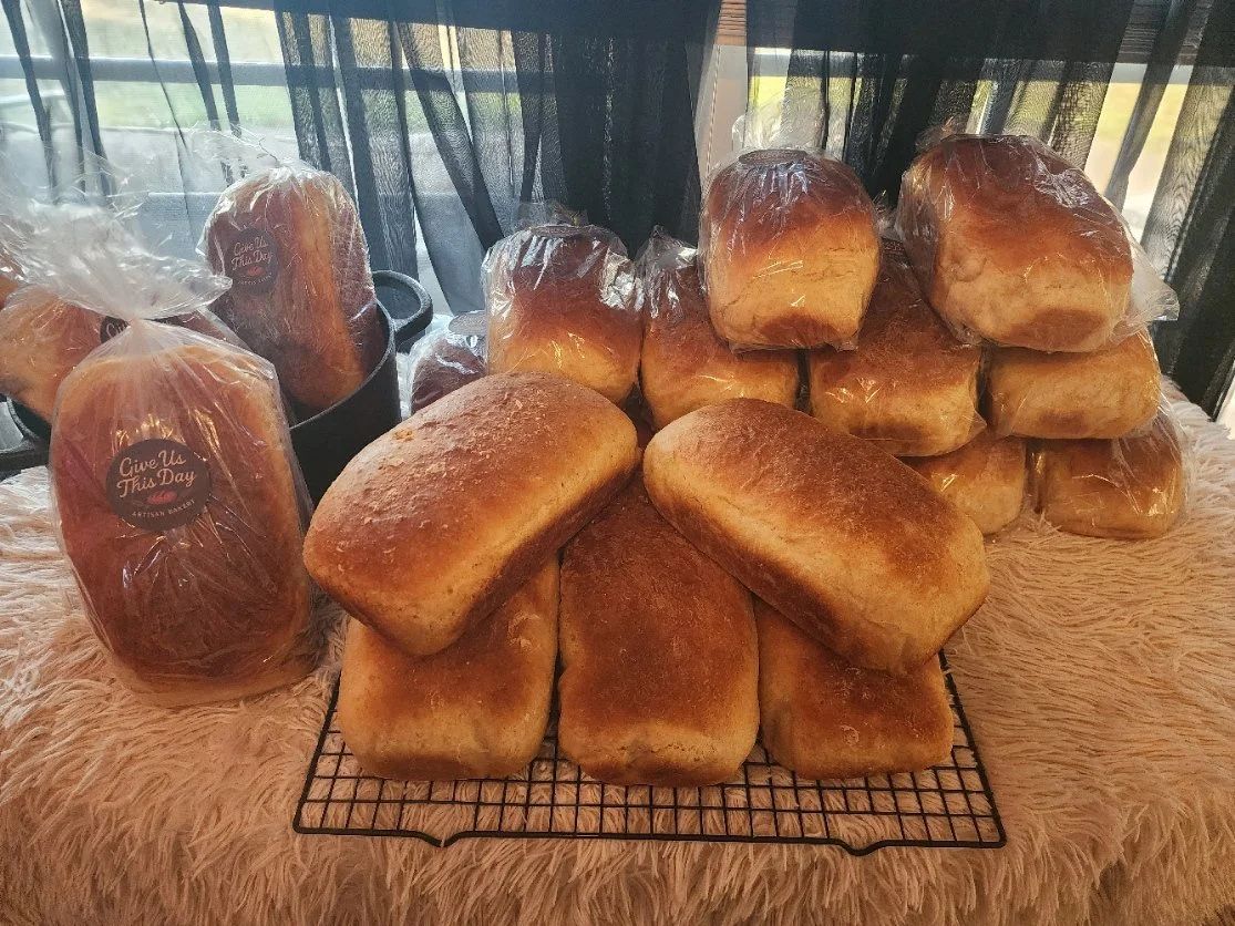 Risen many window white fur black sheet cooling rack.jpg