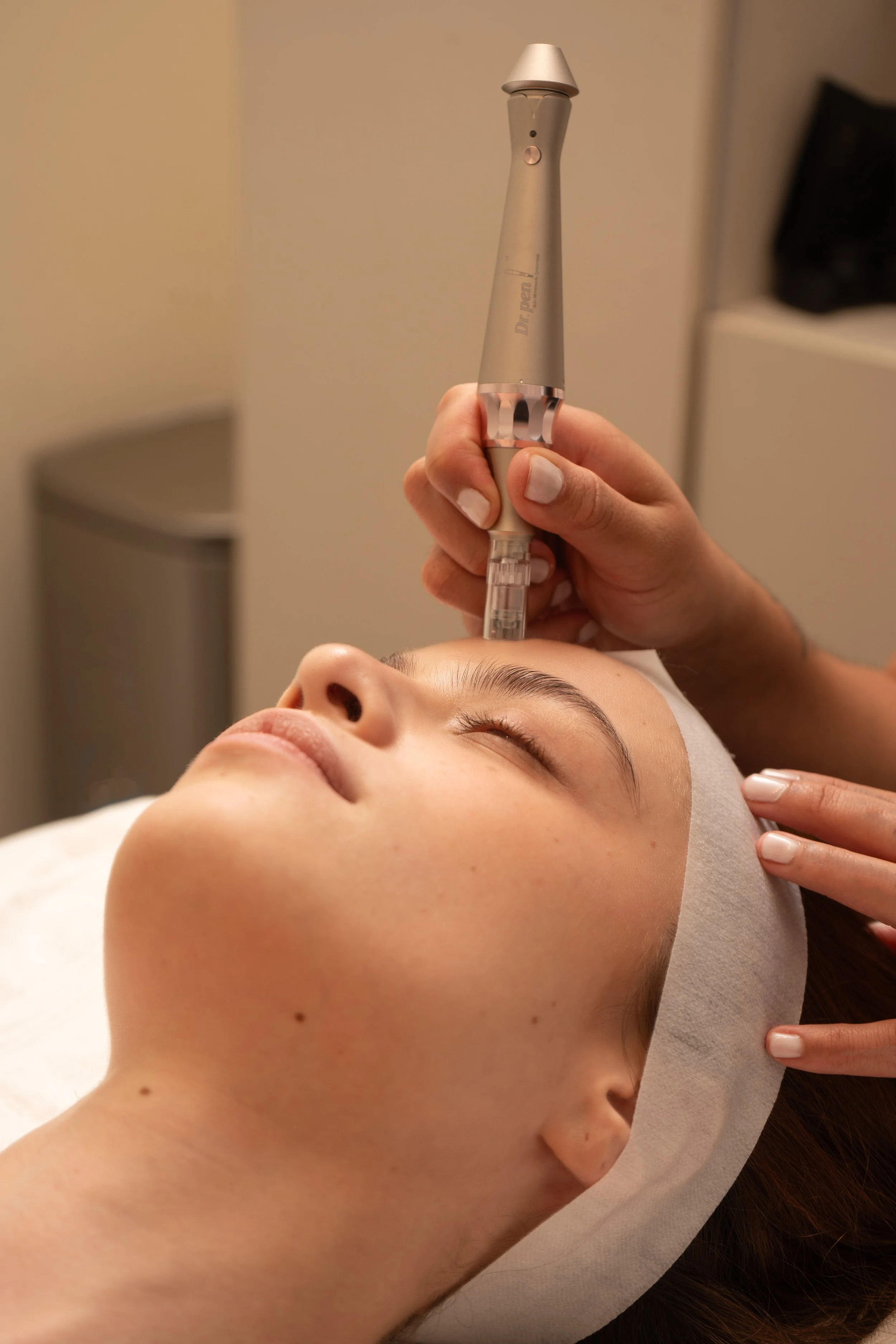 FACE NEEDLING + TOTAL DETOX