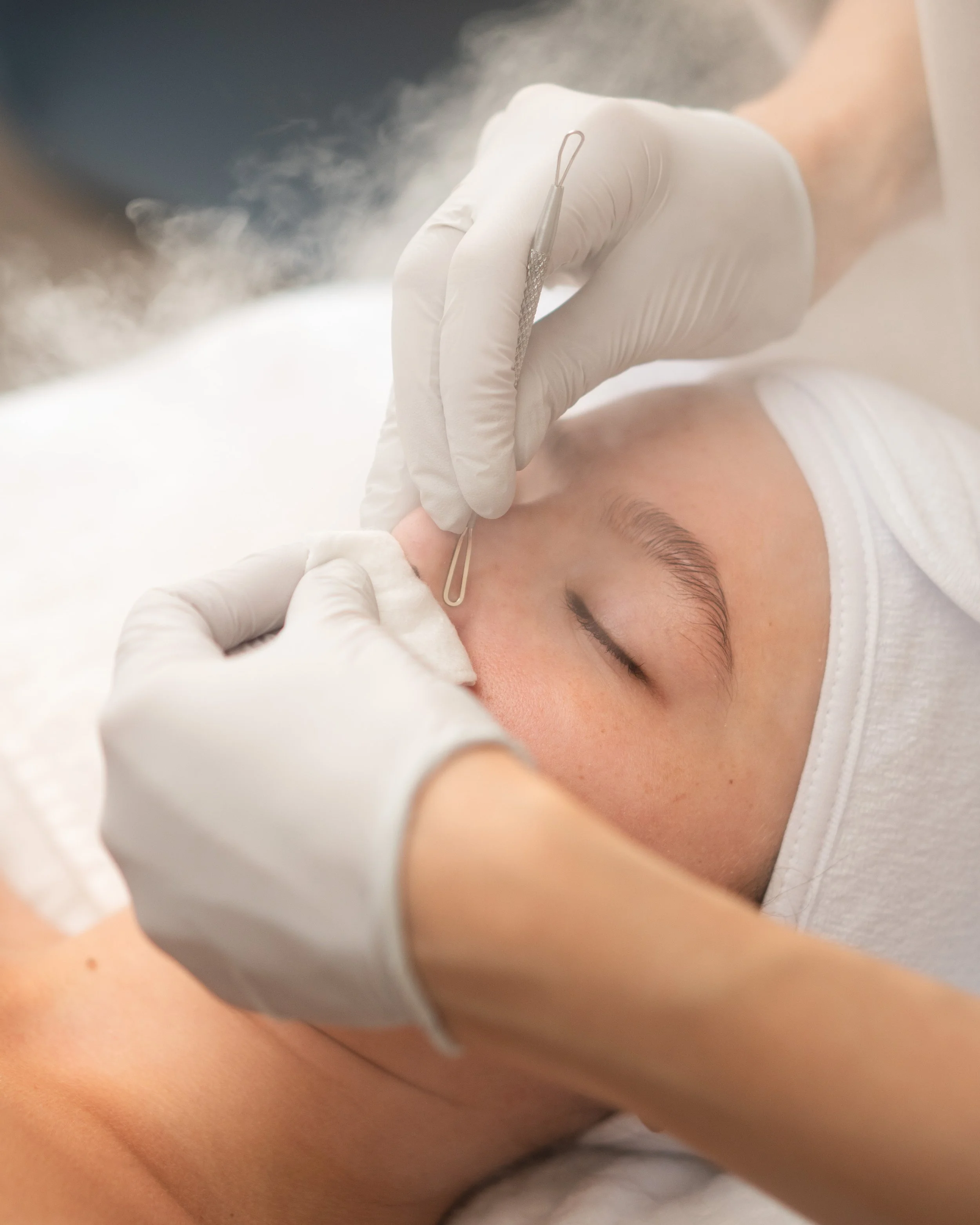 TOTAL DETOX + FACE NEEDLING