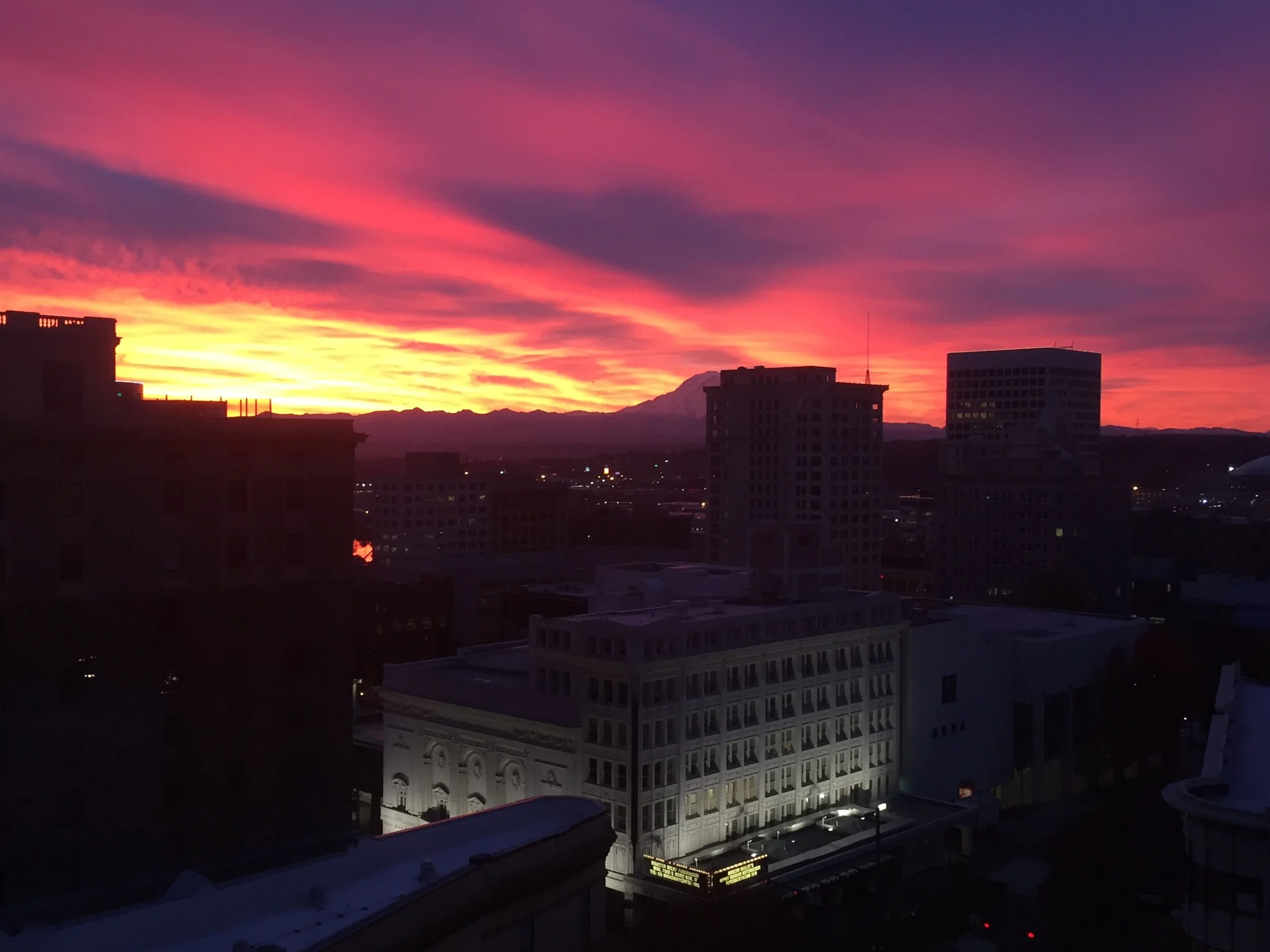 SunRise™️ over taCOMA™️.jpg
