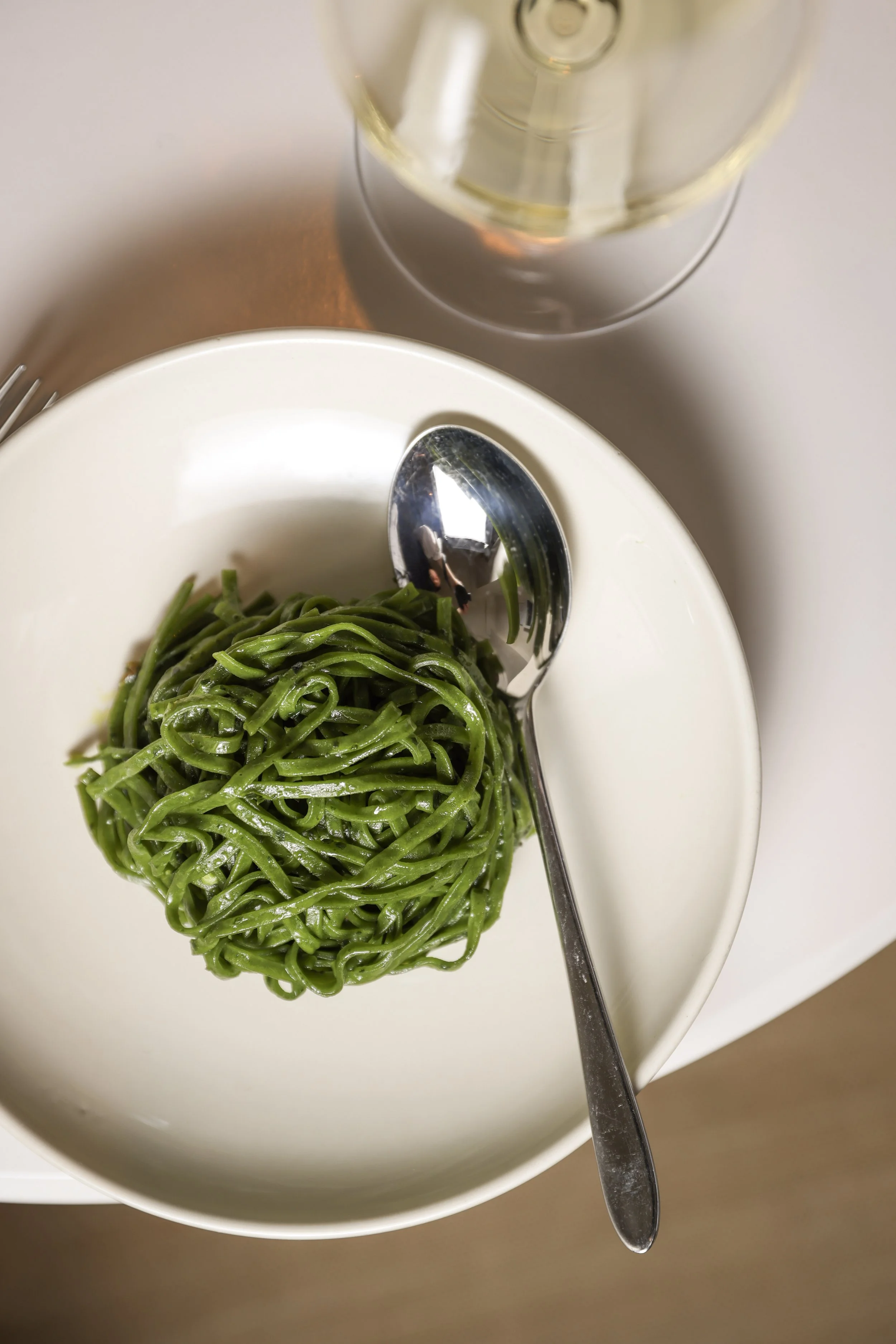 Spinach & basil linguine v2_Credit Anna Horne.jpeg