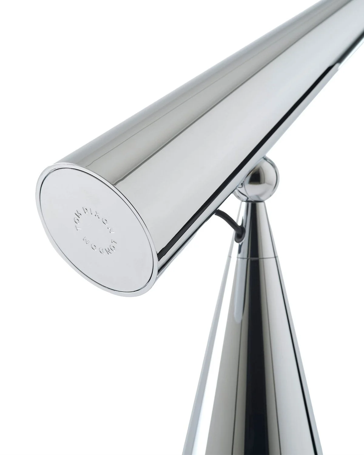  Pose Task Light | Source: Tom Dixon 