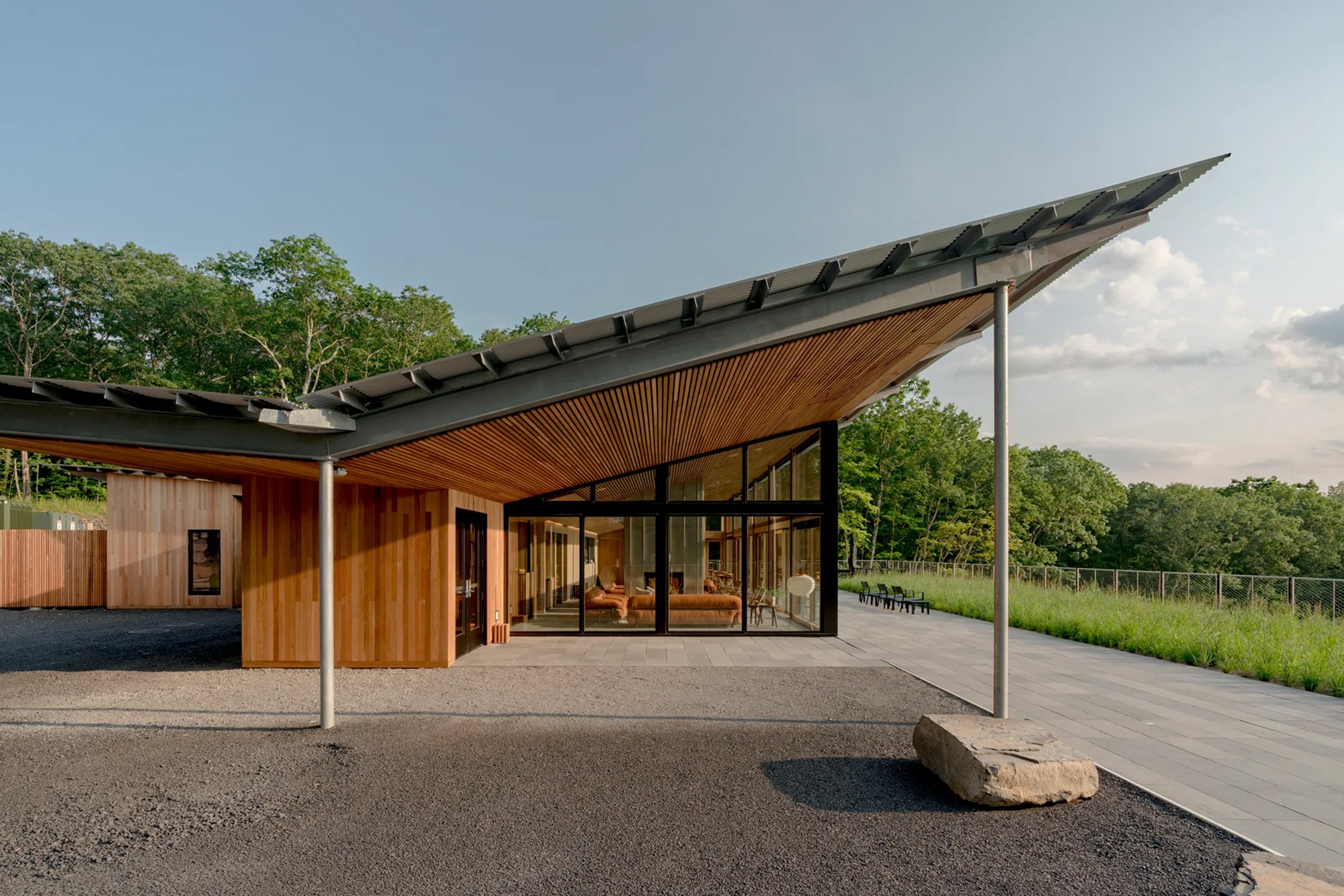  Photo by Sean Davidson | Source: Piaule 