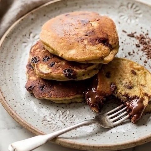 Chocolate Chip Banana Pancakes