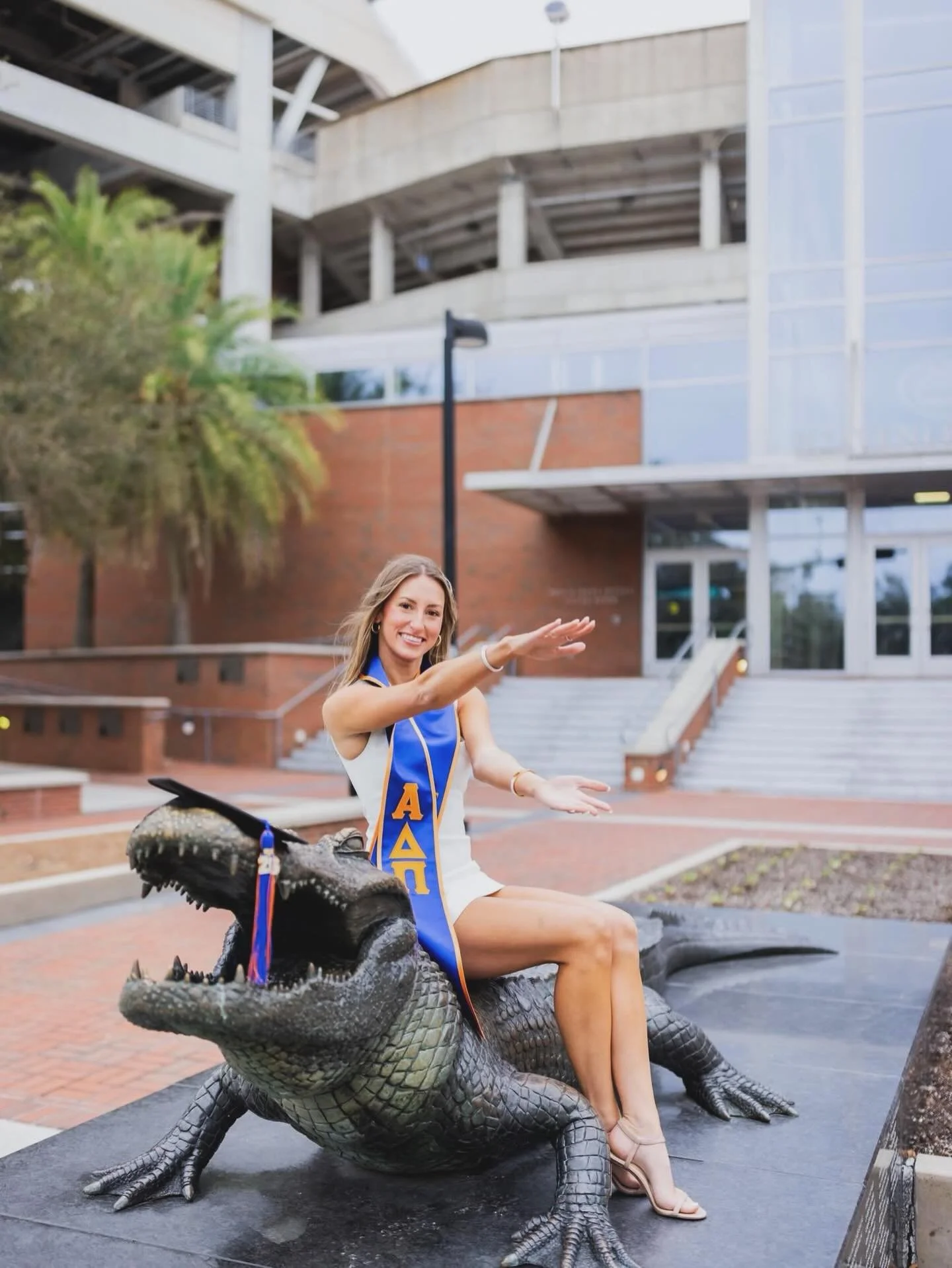 🐊 HUGE Congratulations to one of our amazing Residents 🎓

Watching our resident reach milestones is what makes our community special! We&rsquo;re so proud and can&rsquo;t wait to see what your next chapter holds!

@carolinemgomez__ 

Drop a 🎓 in t